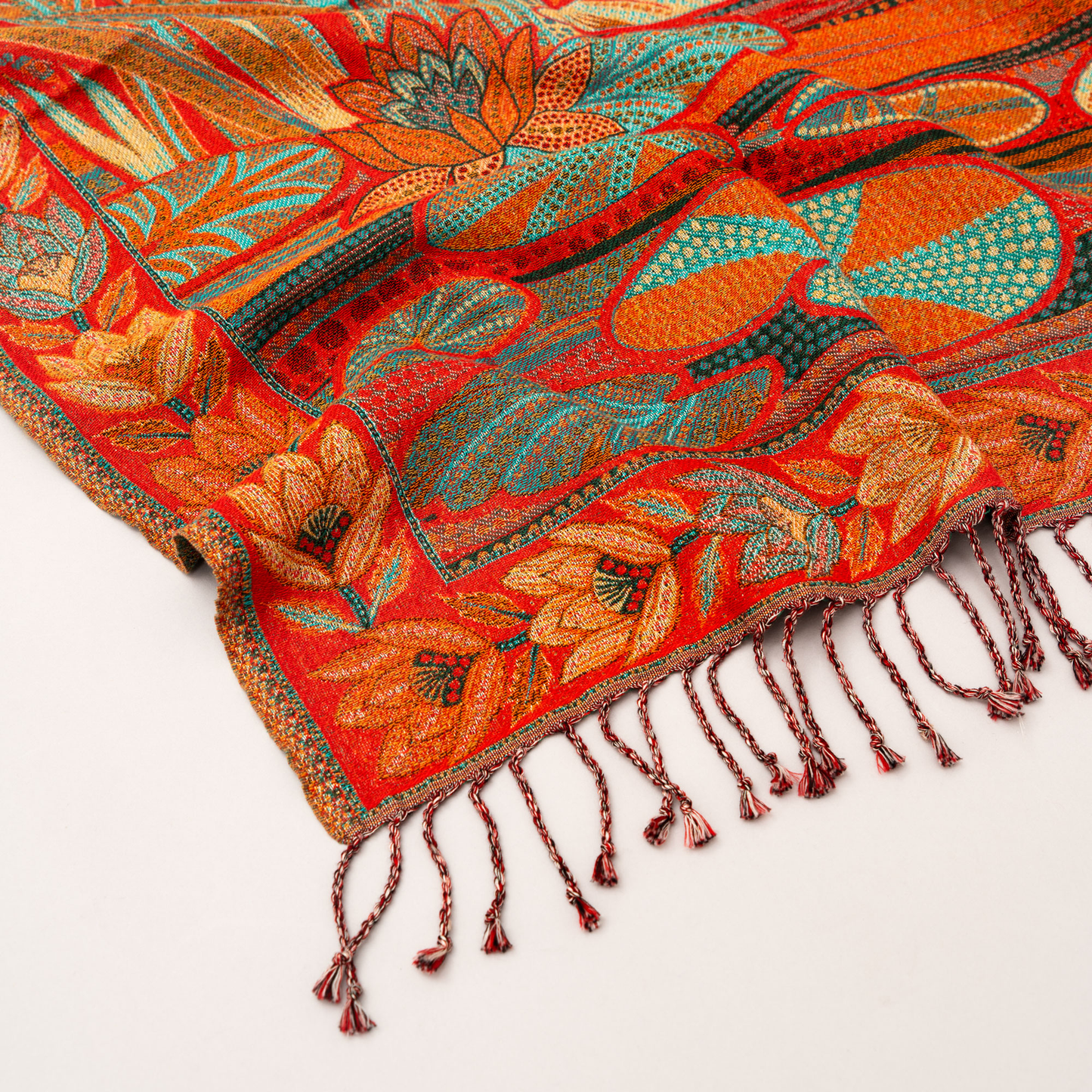 Wings Of Eternity Throw Green 125cm x 175cm