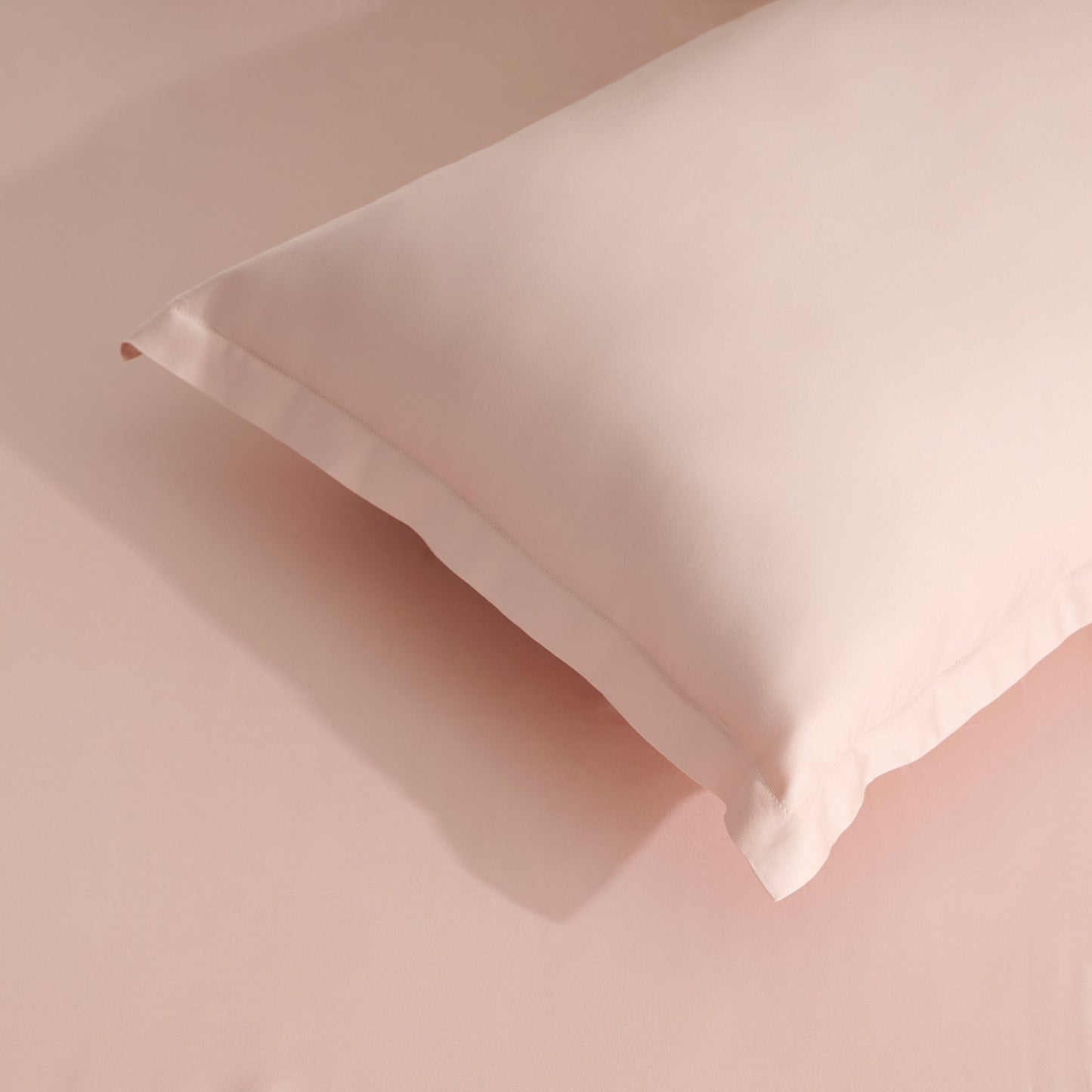 Bedsheet | Bamboo Sateen Soft | Camelia With 2 Pillow Shams