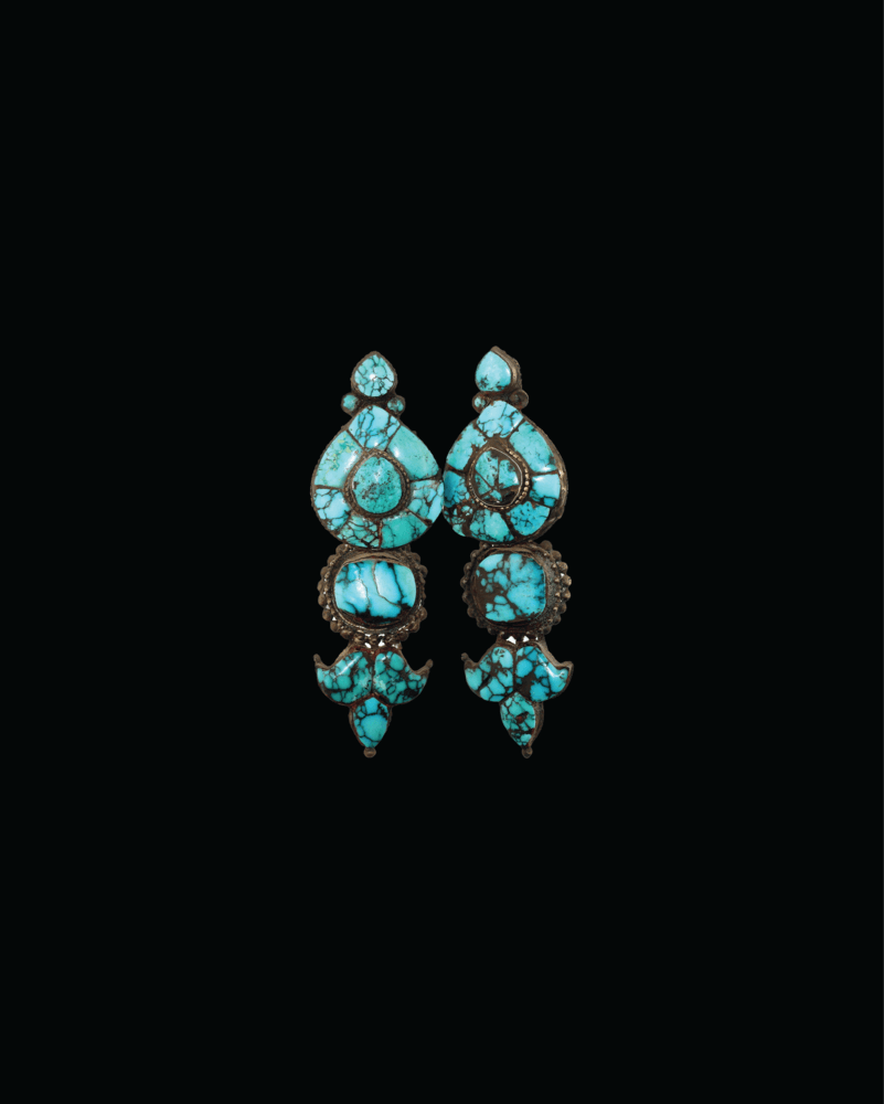 Na-gyen Akor | Akor Earrings – Gold