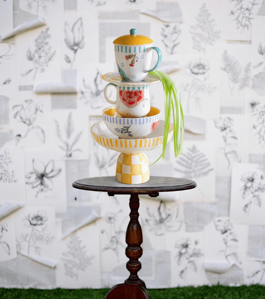 Stripe & Stem Handpainted Ceramic Coffee Mug with Lid 325ml