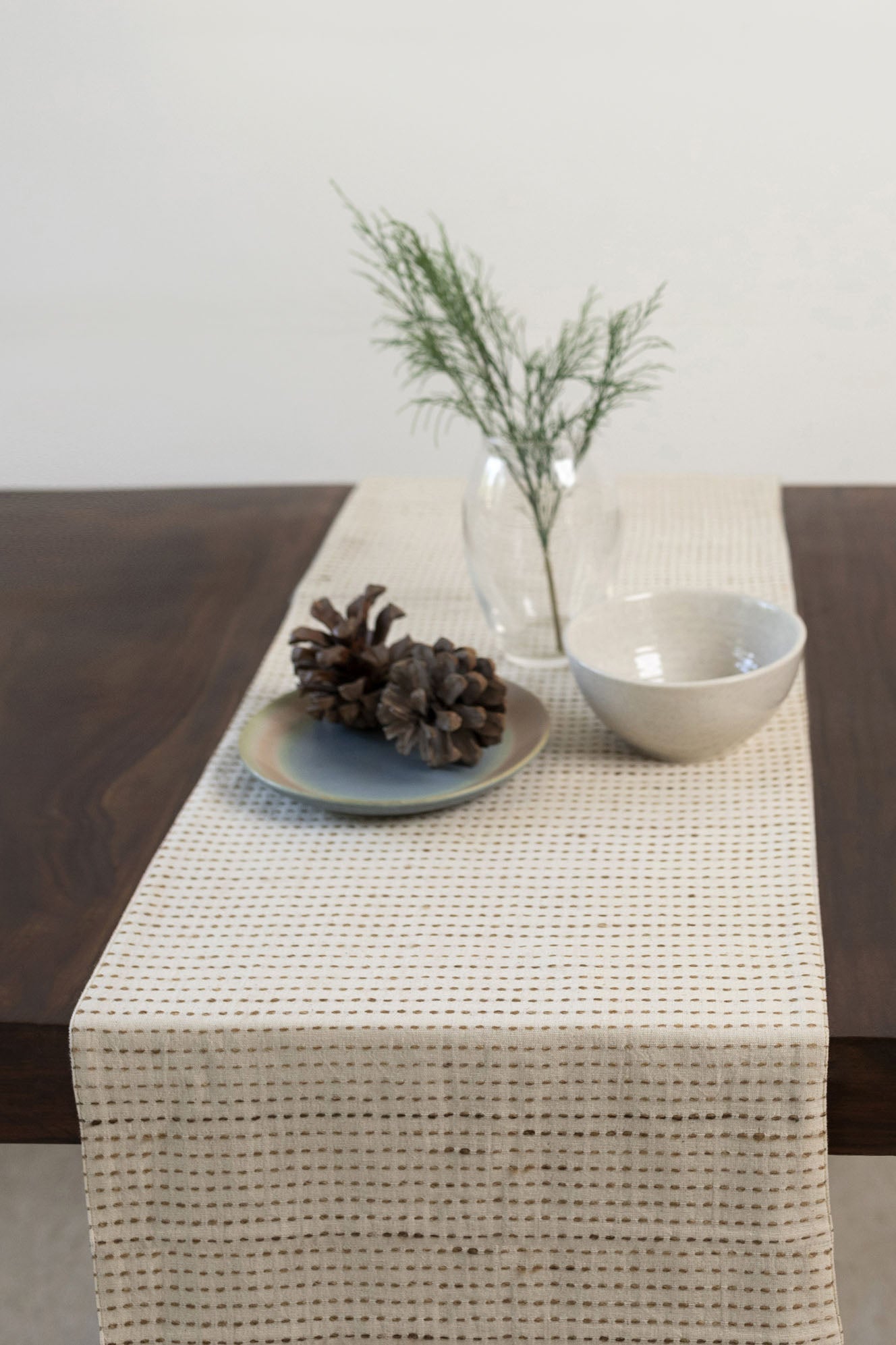 Koa - Dining Set Of A Table Runner And 8 Table Mats
