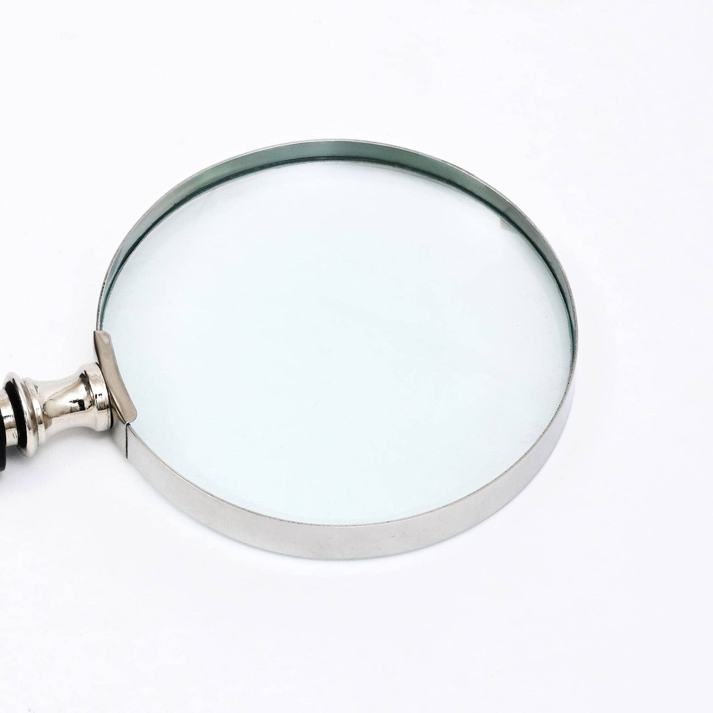 Decorative Magnifying Glass – Cream & Black Handle