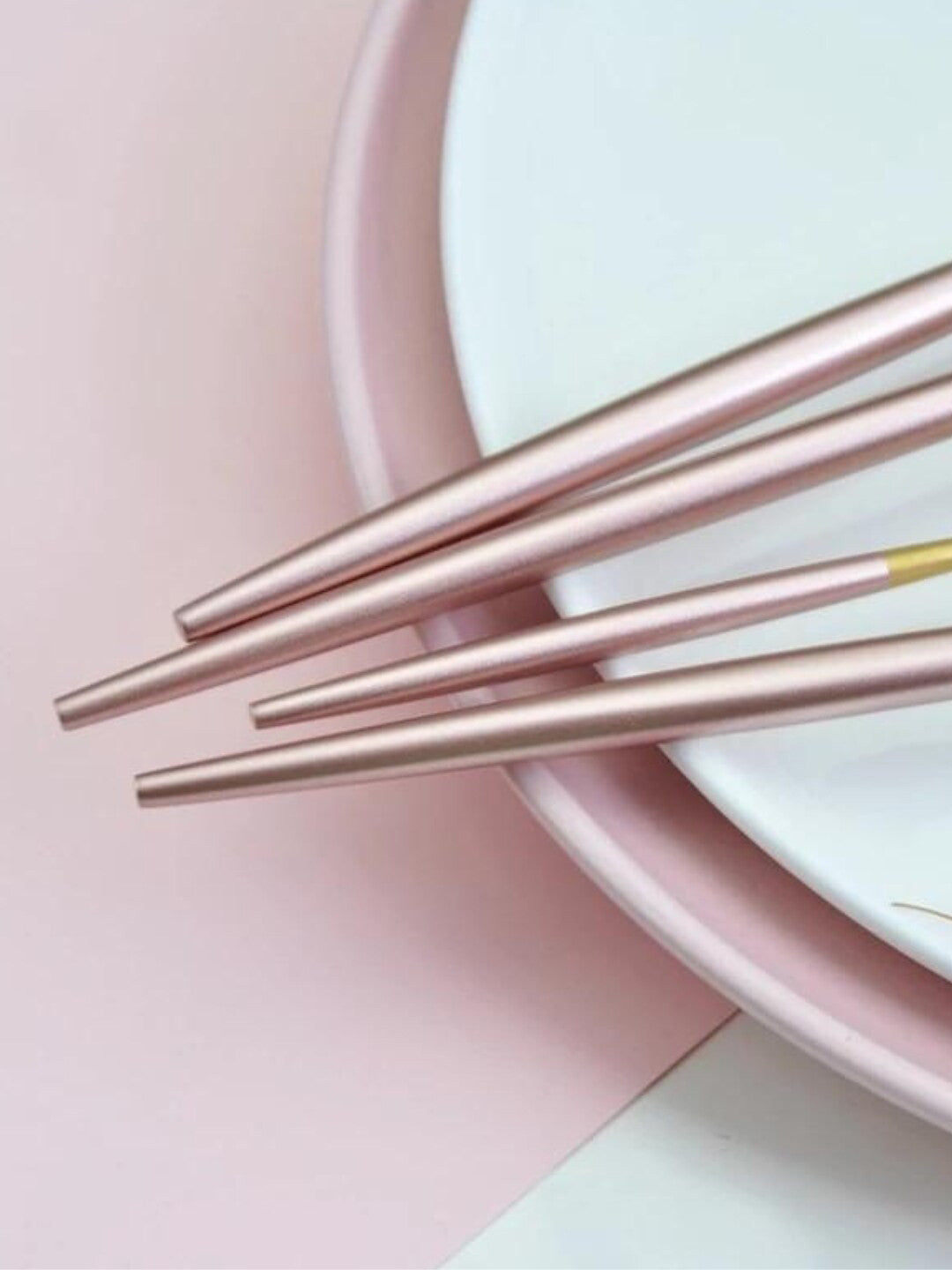 4-Piece Cutlery Set – Dining Utensil Set – Stainless Steel Pink & Golden