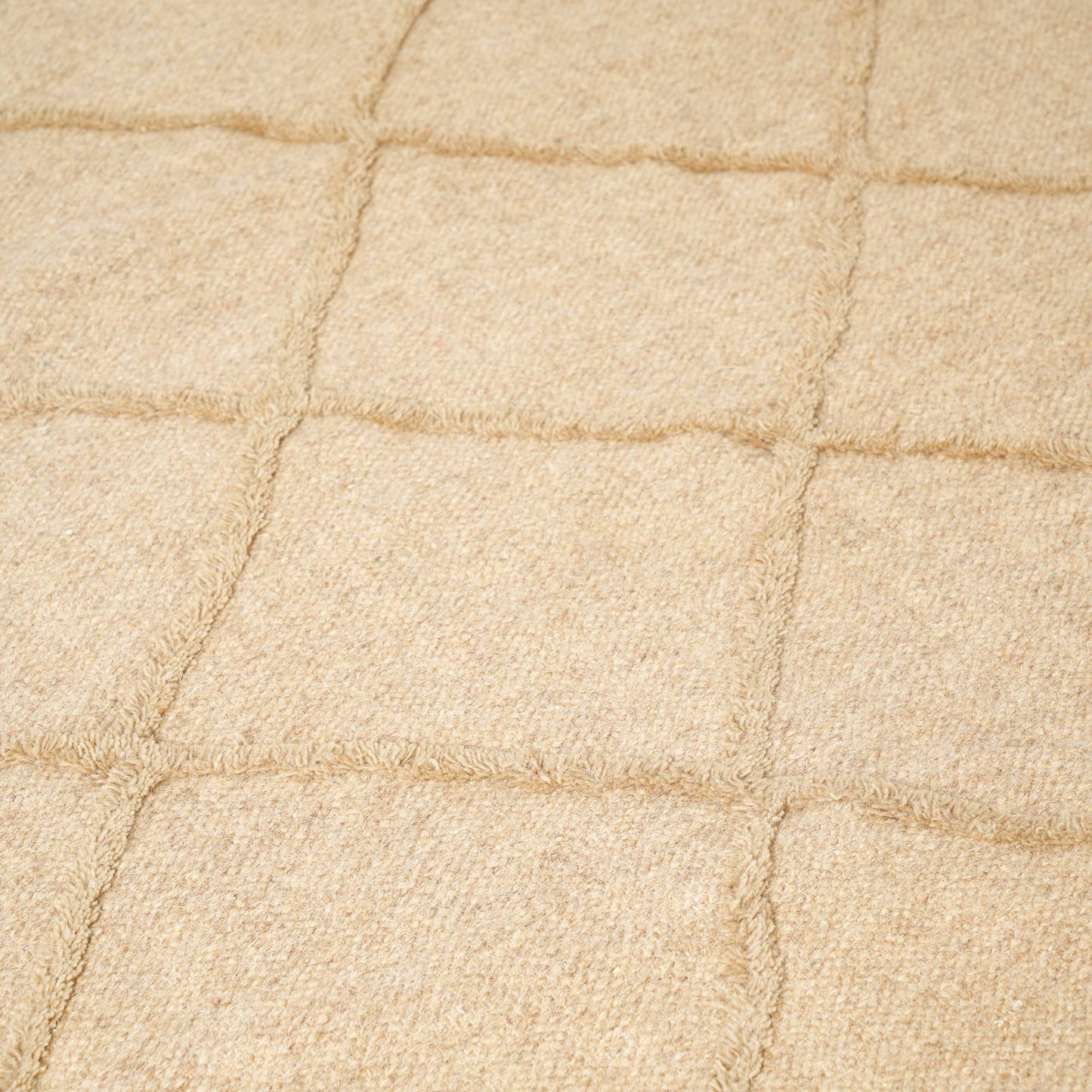 Hand Woven Crisscross Rug – Wool & Cotton | Natural Beige