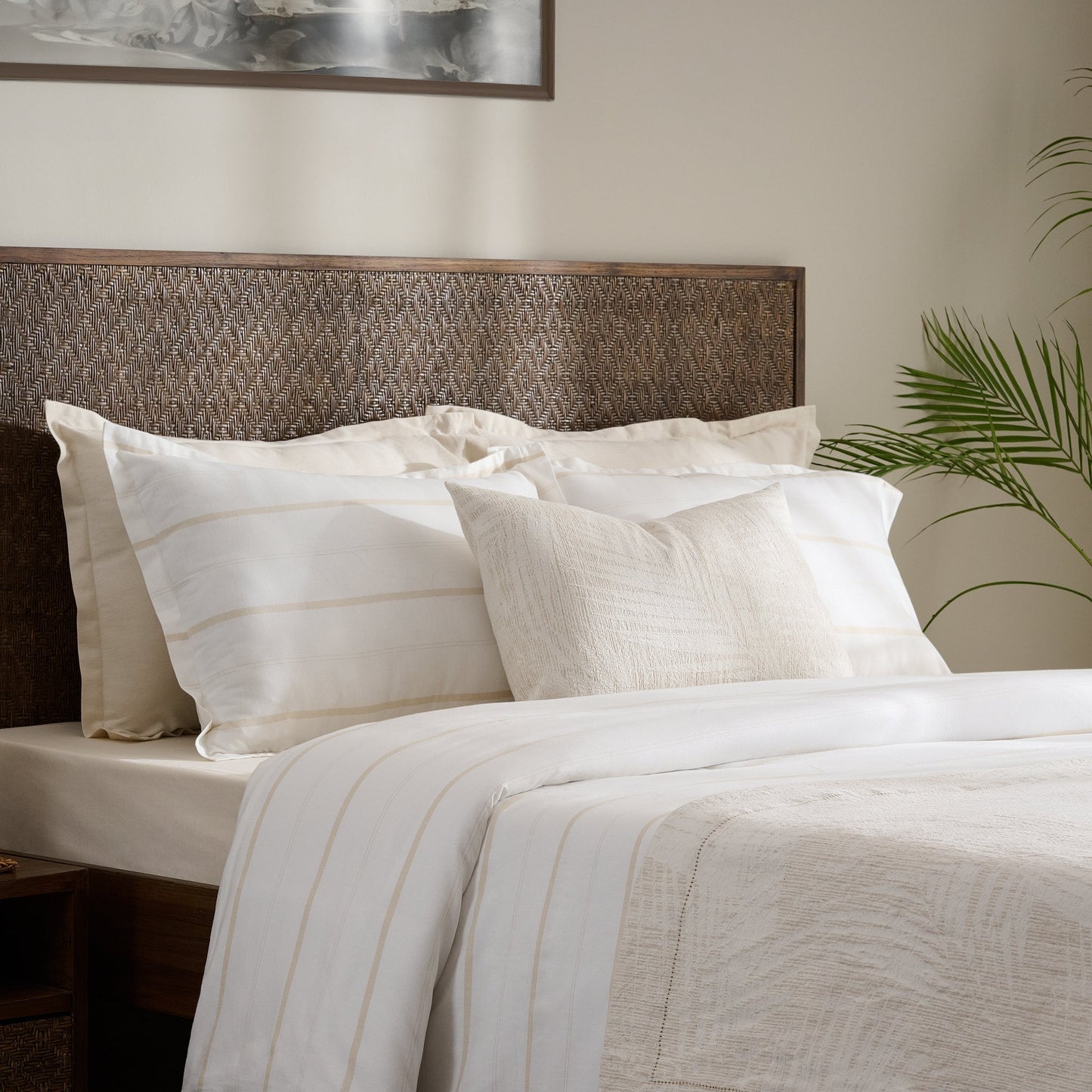 Bed Set | Jacquard Palm Shadow | King, 8 Piece Set