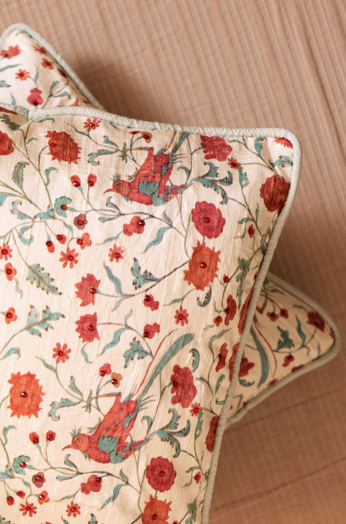 Zinat Handwoven Cushion - 1 pc