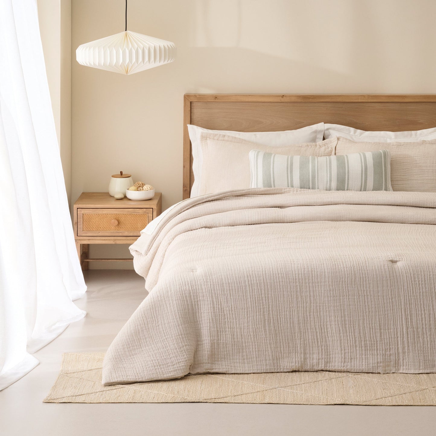 Comforter | Yarn-dyed Gauze Sheeting Backing | Double & Single Size  | With 2 Pillow Shams