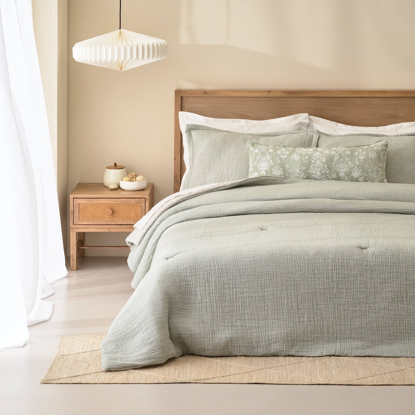 Comforter | Yarn-dyed Gauze Sheeting Backing | Double & Single Size  | With 2 Pillow Shams