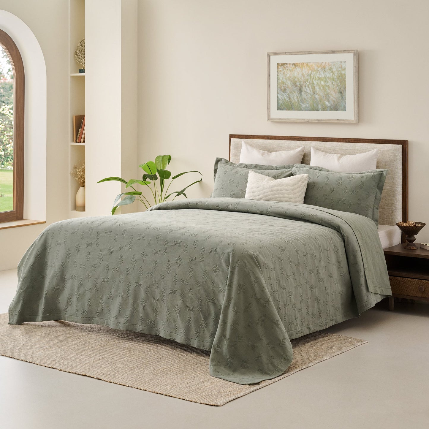Bed Cover | Heavy Jacquard Embossed Motif | King & Queen Sizes