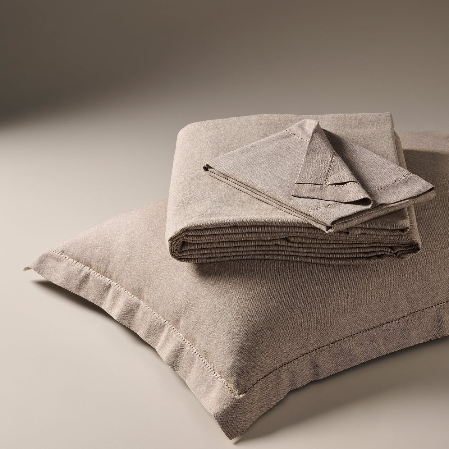 Bedsheet | Cotton Bamboo Dual-tone Effect | Roasted Walnut With 2 Pillow Shams