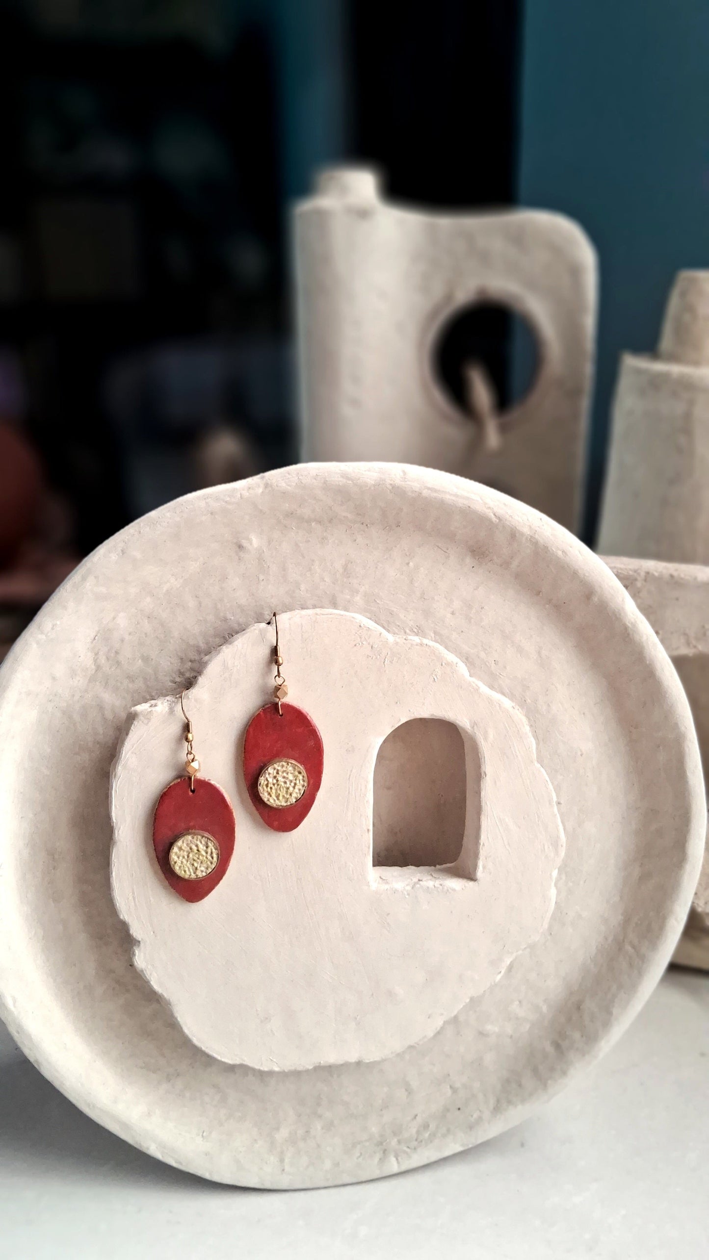 Paper-mache Earrings-Oval-Red