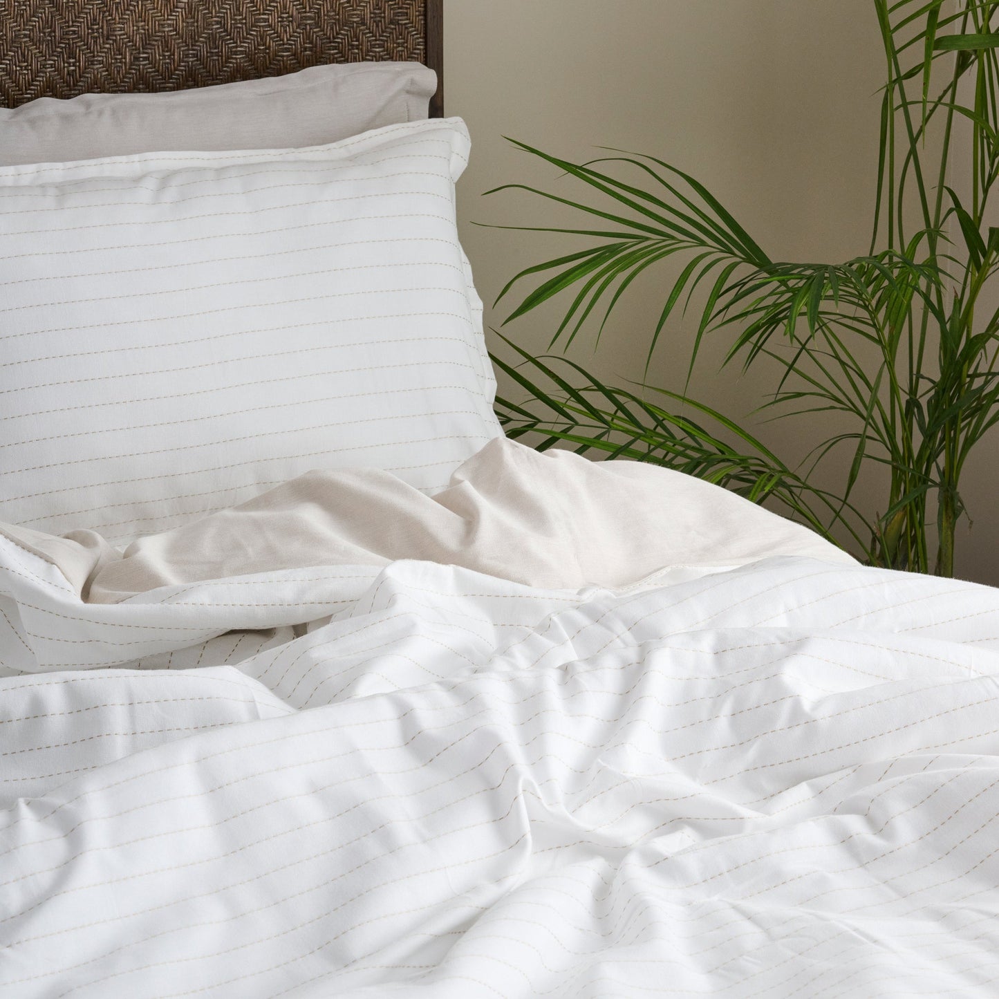 Duvet Cover | Cotton Bamboo Corner Loops | with 2 Pillow Shams