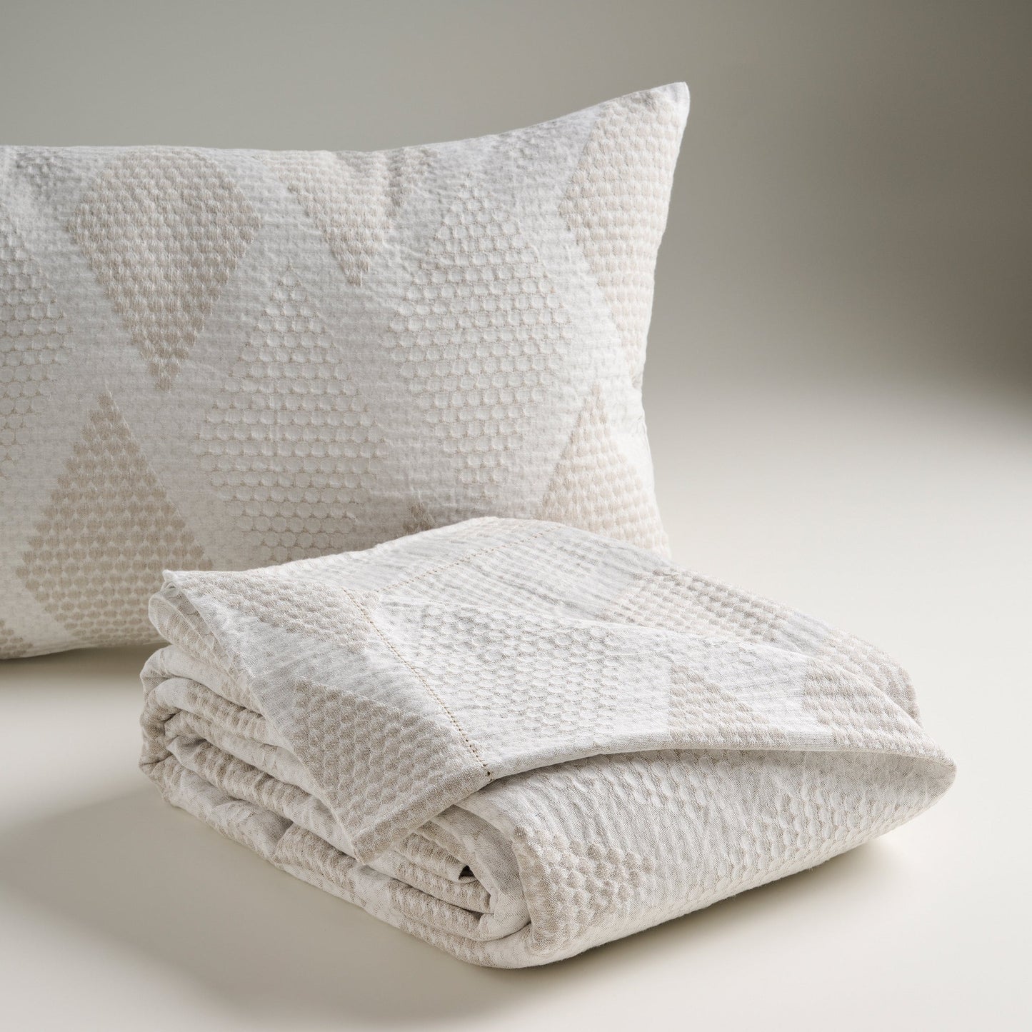 Bed Cover | Cotton Linen Jacquard Pearly | King & Queen Sizes with Cushion