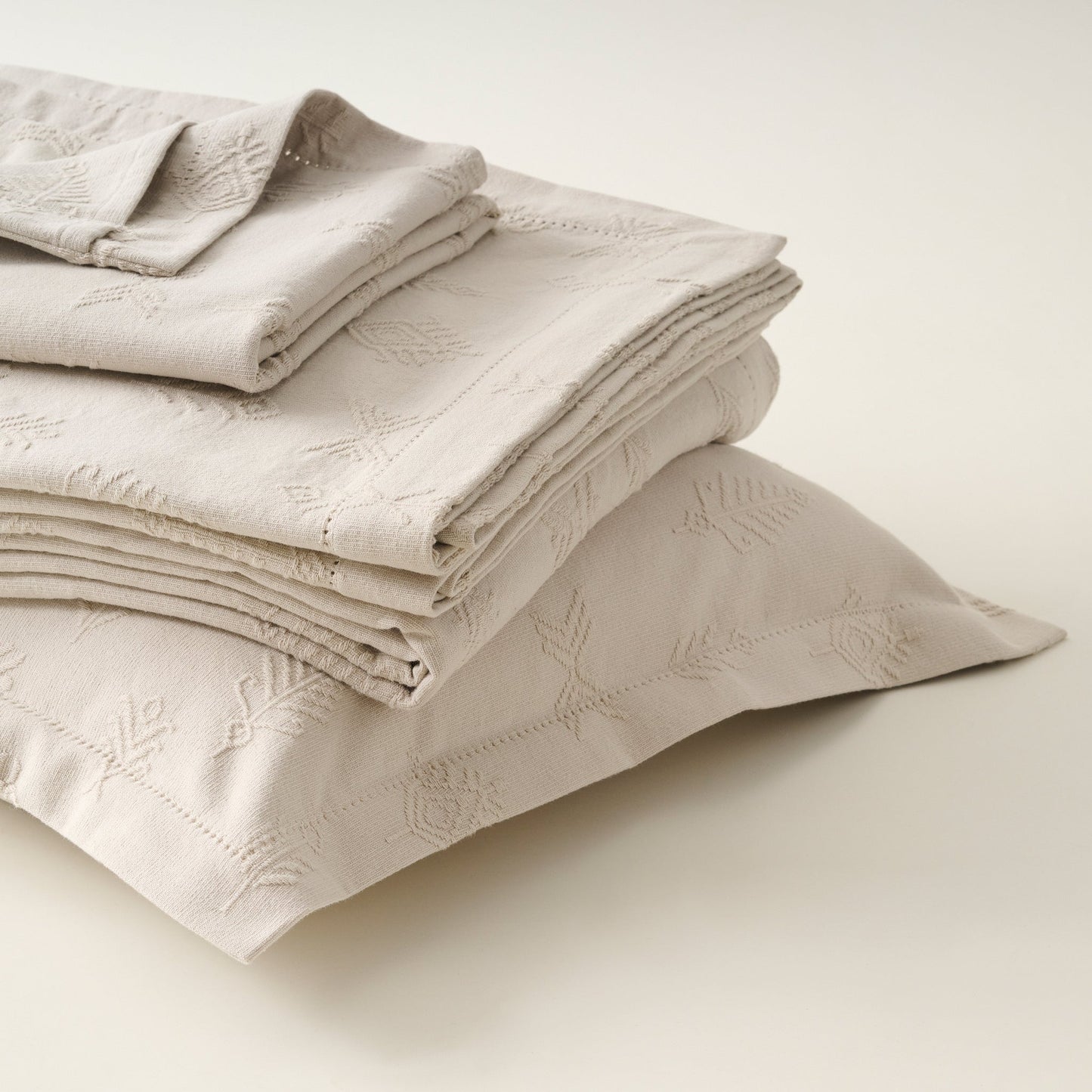 Bed Cover | Heavy Jacquard Embossed Motif | King & Queen Sizes