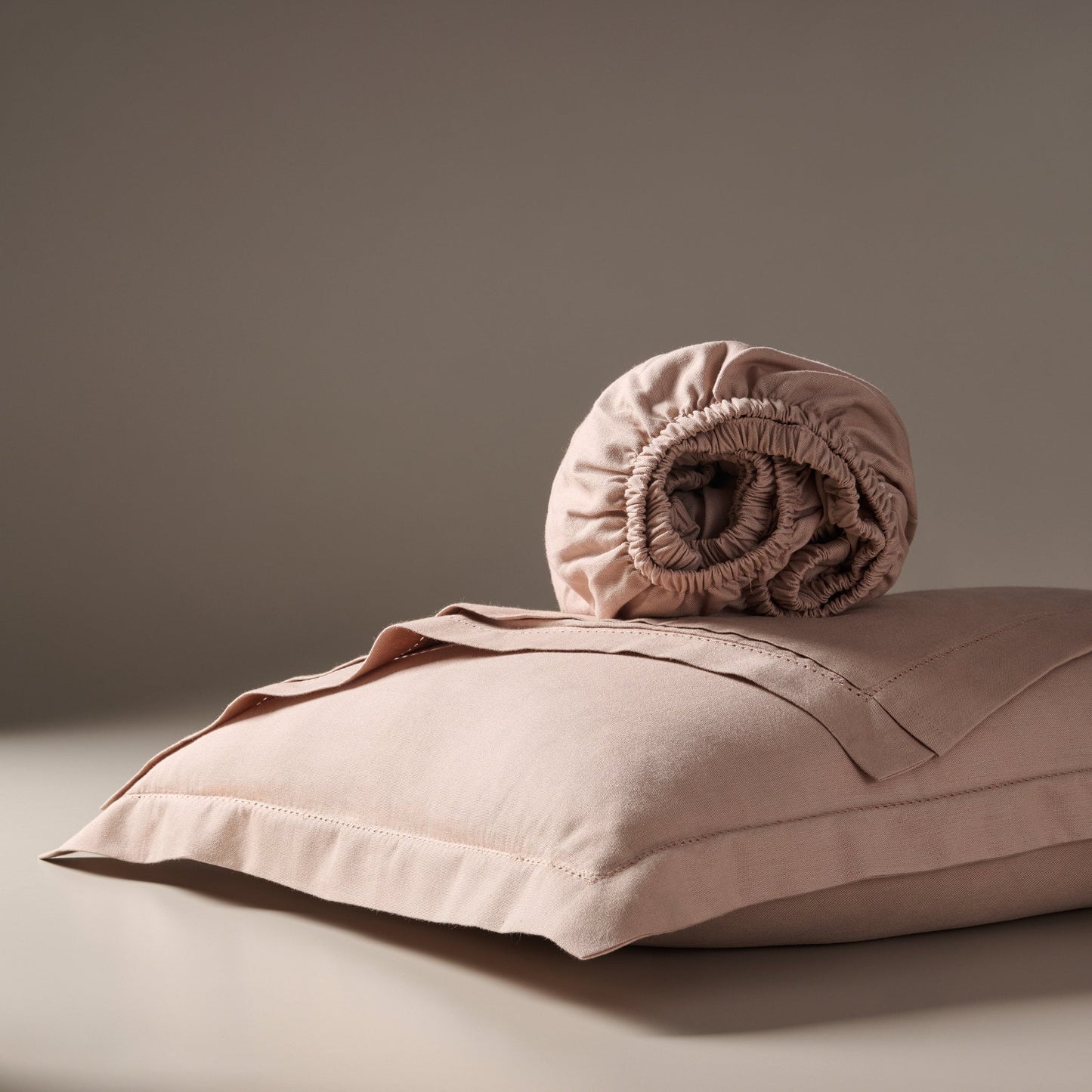 Bedsheet | Cotton Bamboo Chambray Dual-tone | Soft Apricot With 2 Pillow Shams