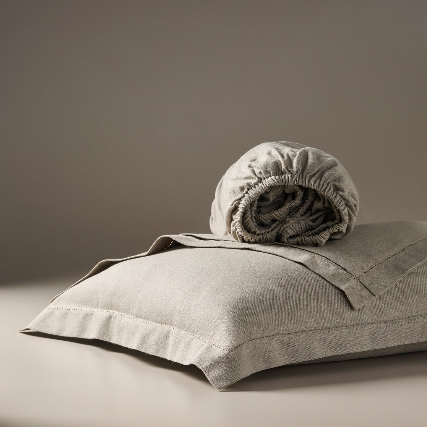Bedsheet | Cotton Bamboo Chambray Dual-Tone | Fresh Eucalyptus With 2 Pillow Shams