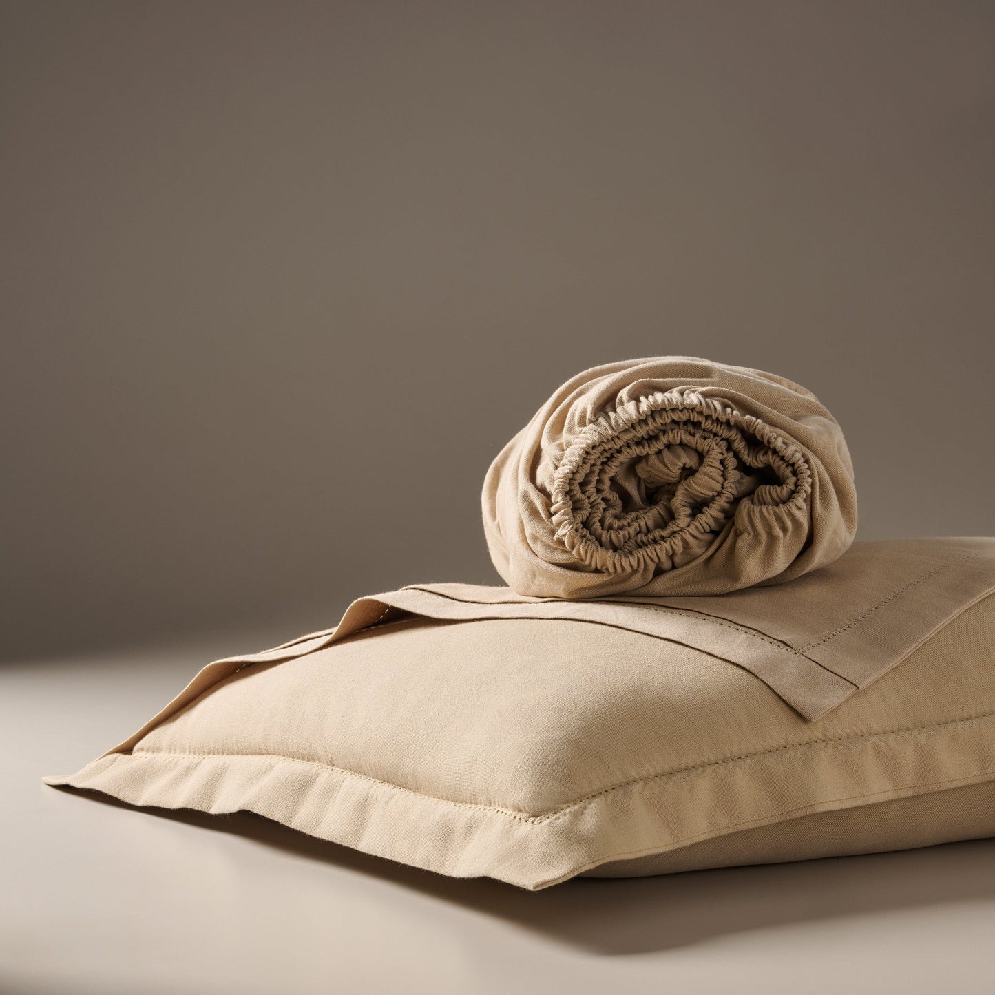 Bedsheet | Cotton Bamboo Chambray Dual-Tone | Inca Gold With 2 Pillow Shams