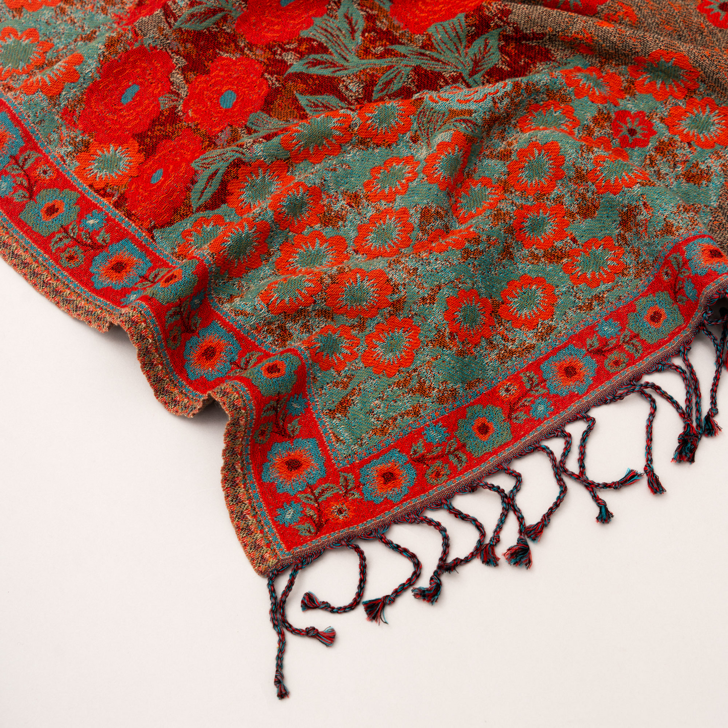 Valley Of Blooms Throw-2 125cm x 175cm