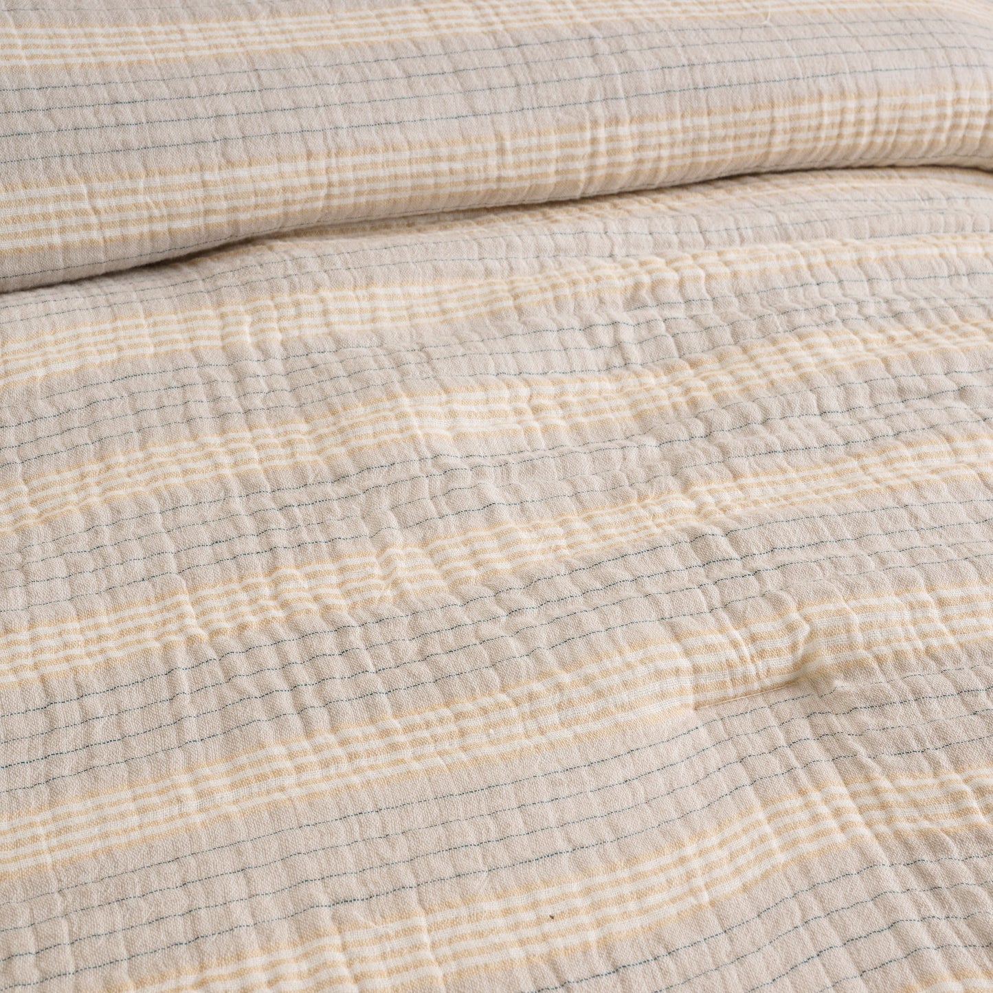 Comforter | Yarn-dyed Gauze Chambray Backing | Double & Single  | With 2 Pillow Shams