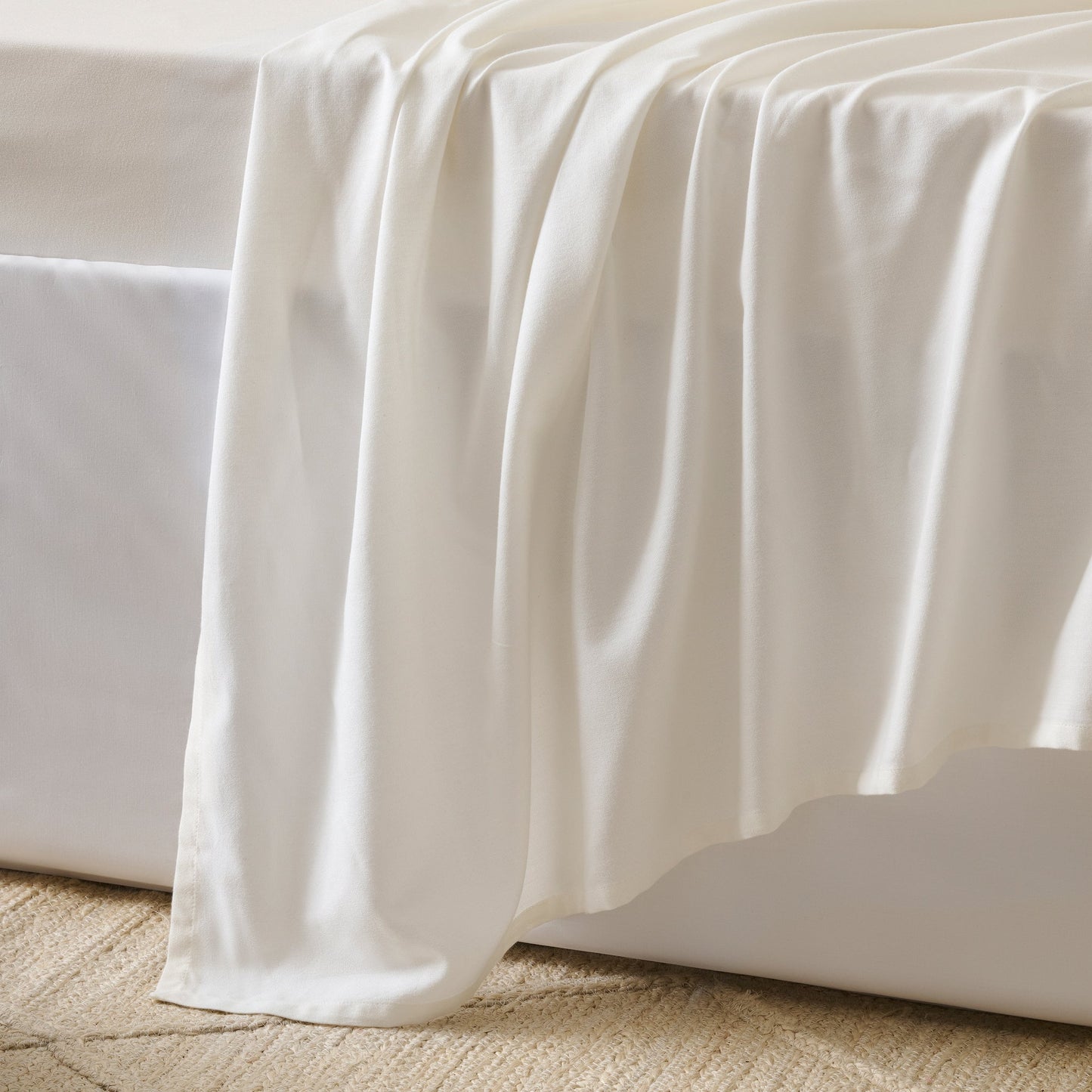 Bedsheet | Cotton Bamboo Pearl Chambray | With 2 Pillow Shams