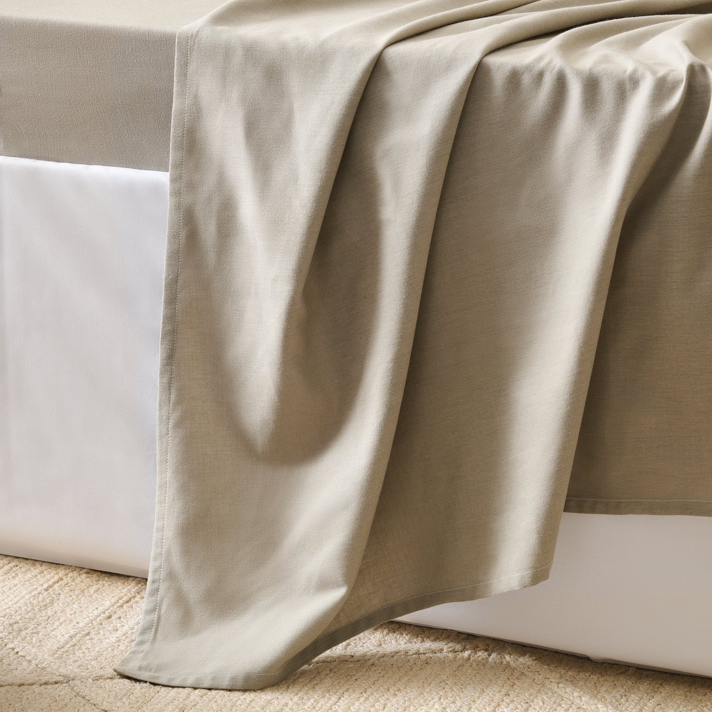 Bedsheet | Cotton Bamboo Chambray Dual-Tone | Fresh Eucalyptus With 2 Pillow Shams