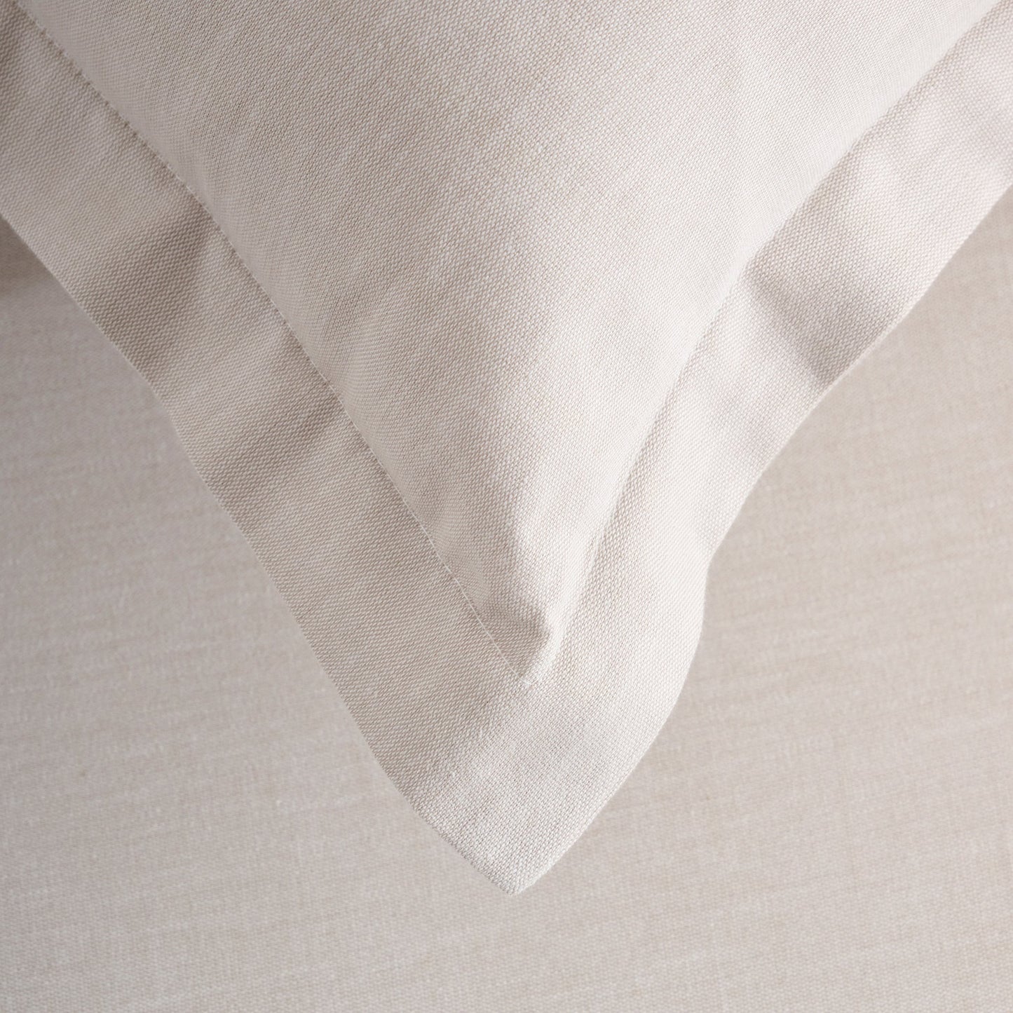 Bedsheet | Cotton Bamboo Chambray Smooth Finish | Feather, With 2 Pillow Shams