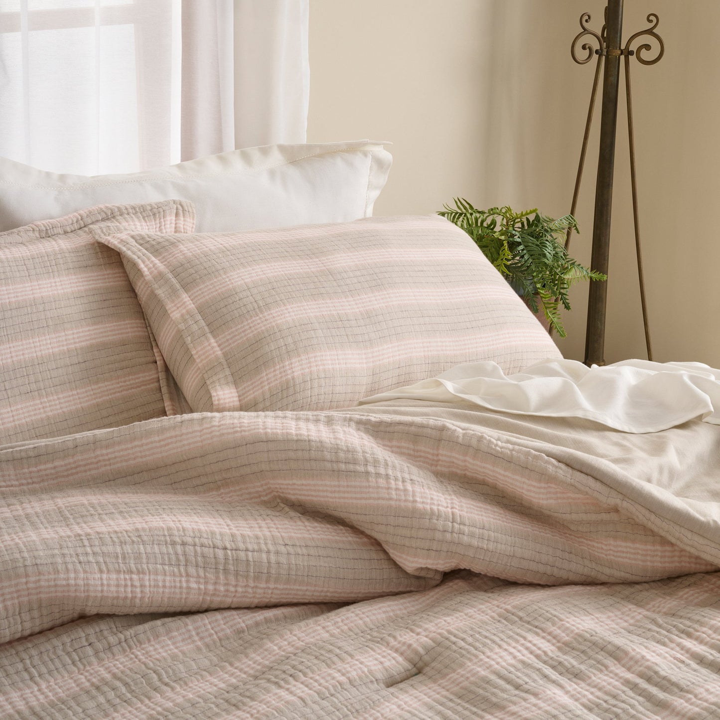 Comforter | Yarn-dyed Gauze Chambray Backing | Double & Single  | With 2 Pillow Shams