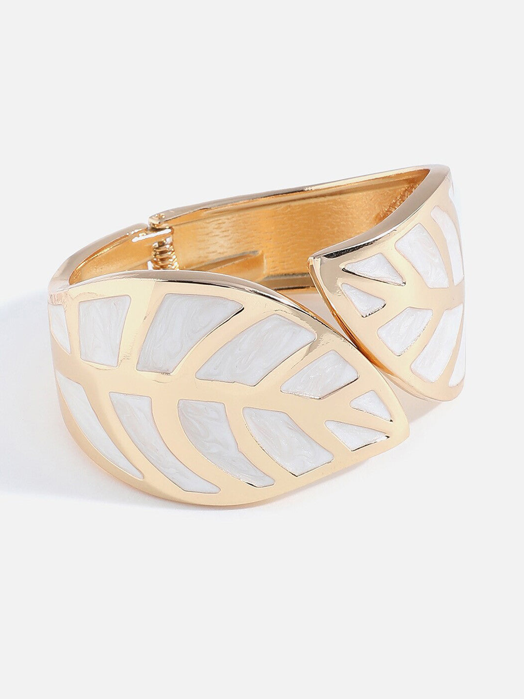 Gold-Plated Cuff Bracelet – Women's Jewellery – Slip-On Alloy – 18cm Length