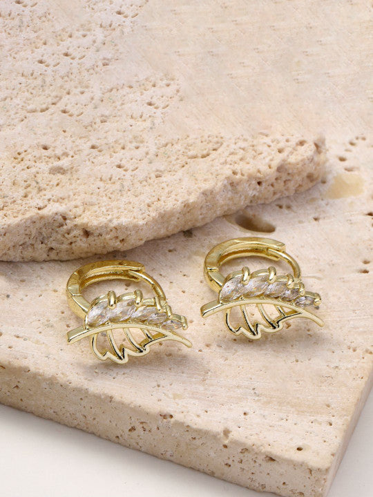 Elongated Leaf Design – Stud Earrings – Gold-Plated