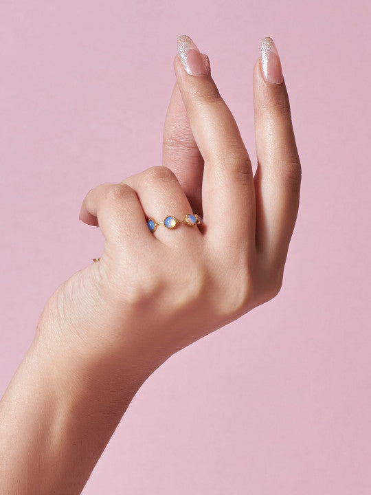 Adjustable Finger Ring – Gold-Plated, Stone Detail