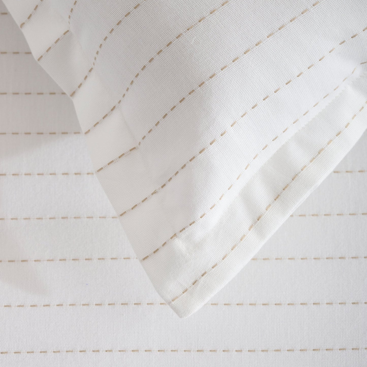 Comforter | Cotton Bamboo Moisture Wicking | Double & Single  | With 2 Pillow Shams