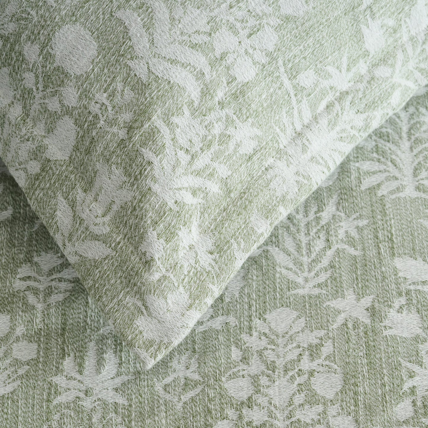 Comforter | Cotton Bamboo Jacquard | Single & Double Size  | With 2 Pillow Shams
