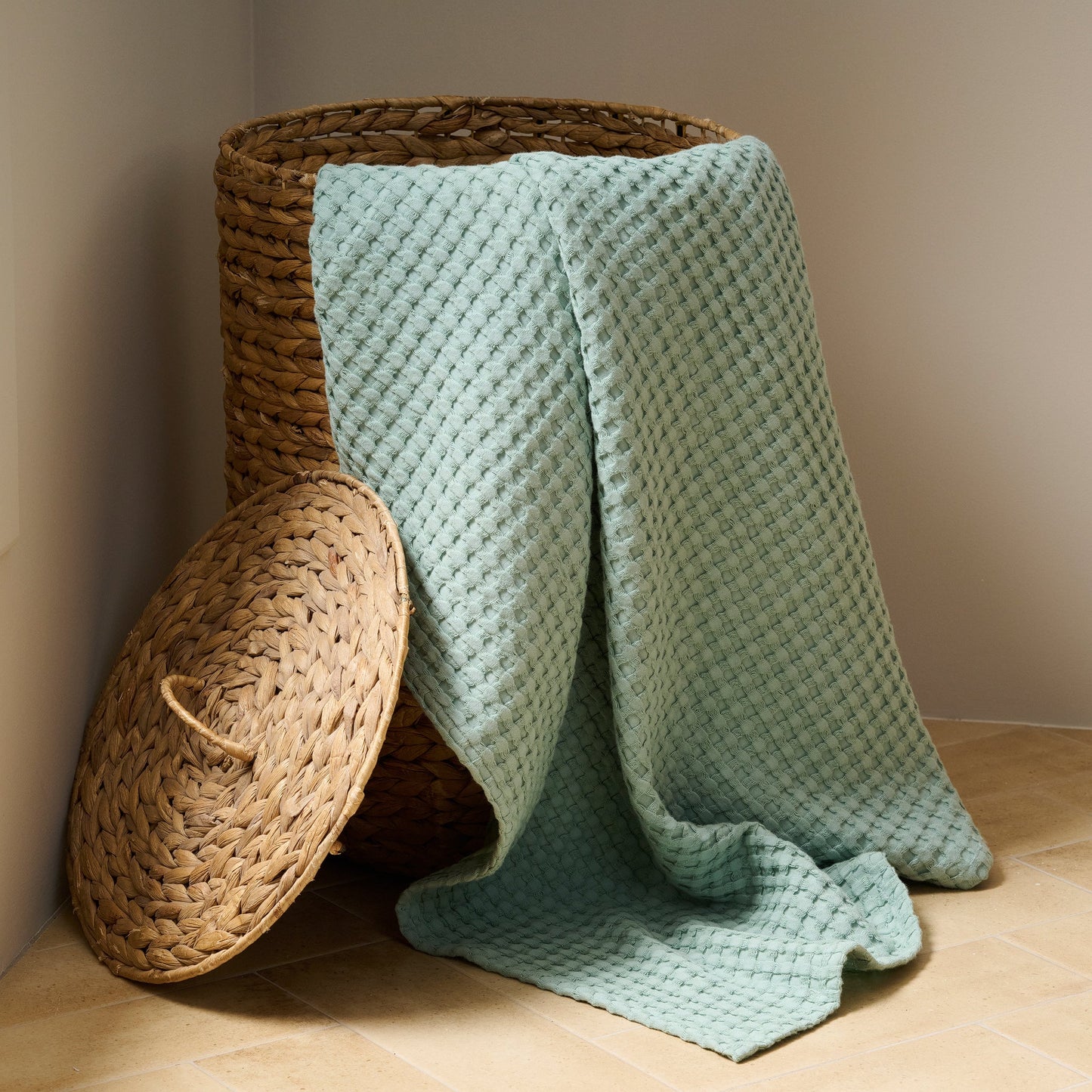 Chalk | Cotton | Waffle | Bath Towel