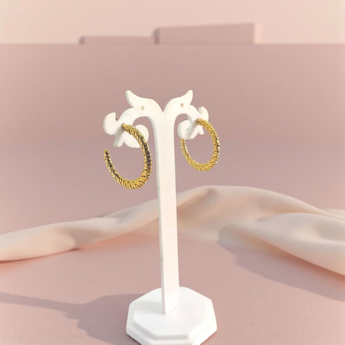 Anti-Tarnish Earrings – 18K Gold Plated Set – Hypoallergenic & Waterproof