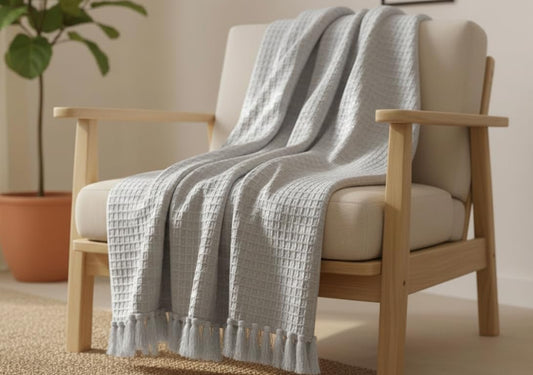 Waffle Knit Throw Blanket – Home Decor Textile – Cotton Tassel Design – 127x152 cm