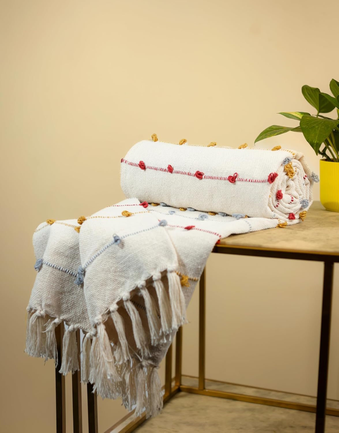 Cotton Throw Blanket – Modern Accent – Tufted Dots & Tassels – 132x183 cm