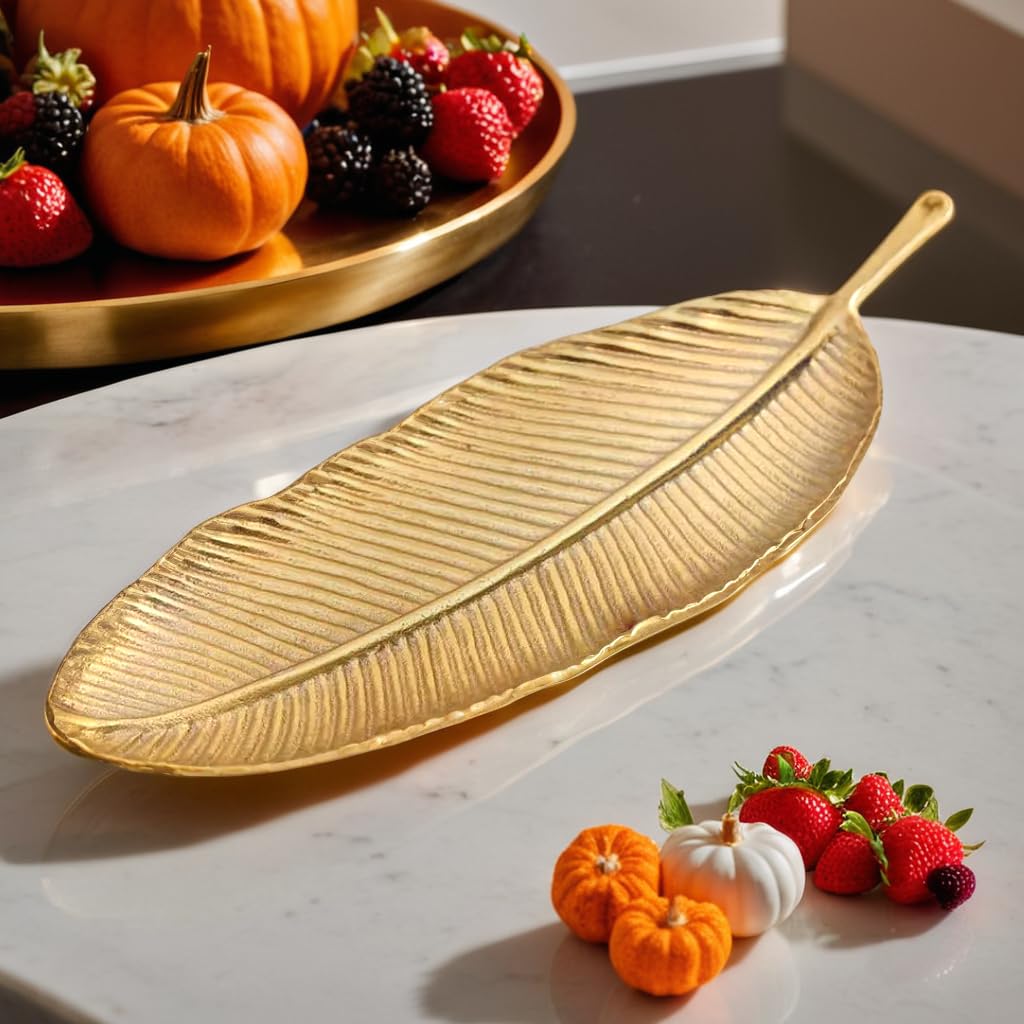 Plateau à motif feuille de bananier – Plat de service décoratif – Métal finition dorée – Design en forme de feuille