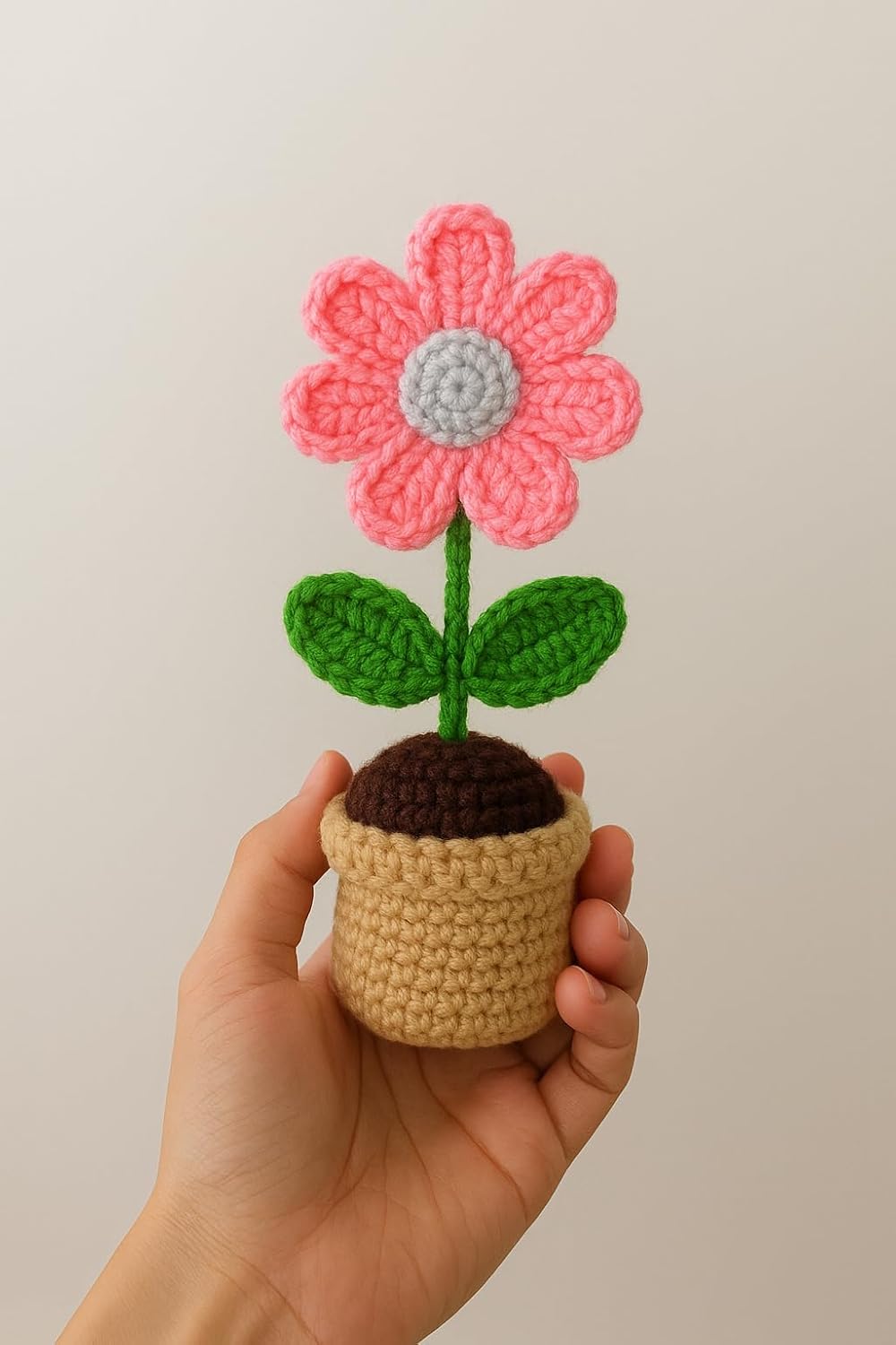 Crochet Daisy Pot – Artificial Plant Decor – Handmade Acrylic Knit – 18cm Tall