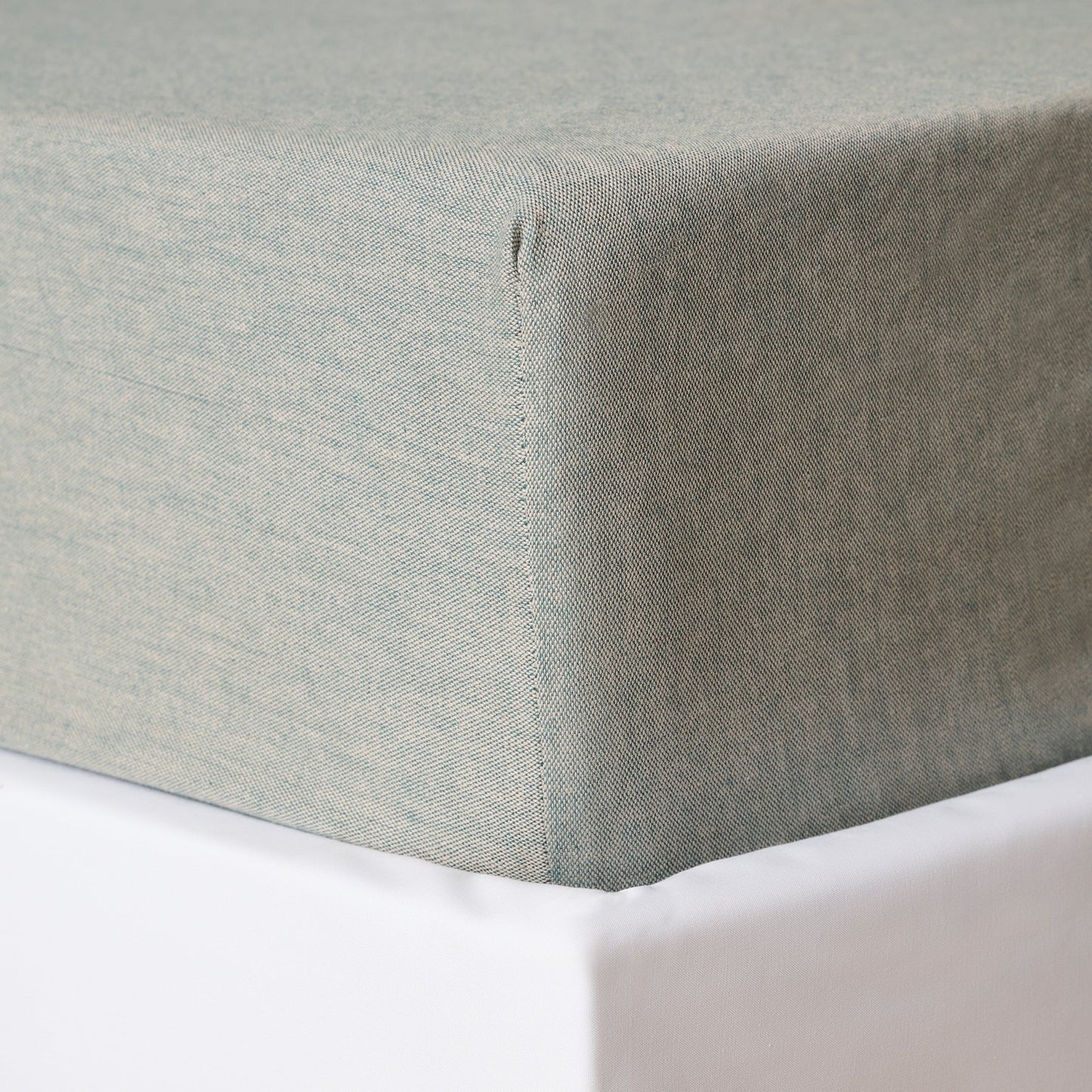 Bedsheet | Cotton Bamboo Chambray Dual-tone | Teal Glaze With 2 Pillow Shams