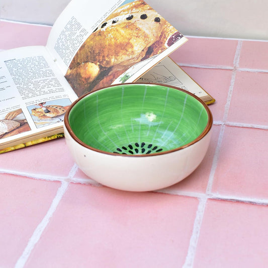 Handmade Kiwi Speckle Serving Bowl – Ceramic Dishwasher & Microwave Safe – 300ML (Set of 1)