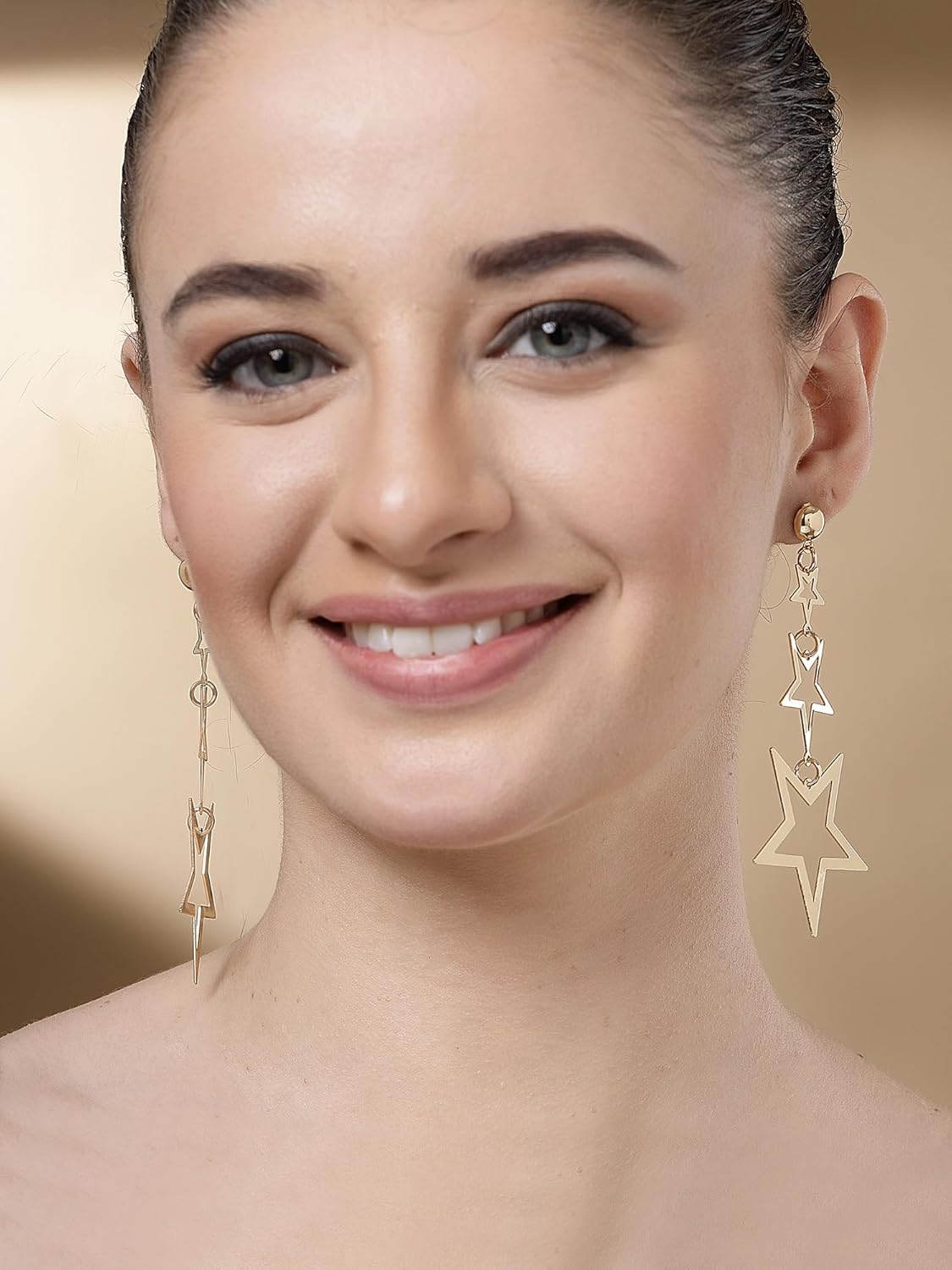 Graduating Star Dangler Earrings – Gold Plated Fashion Jewellery – Star Design – Retail Pack