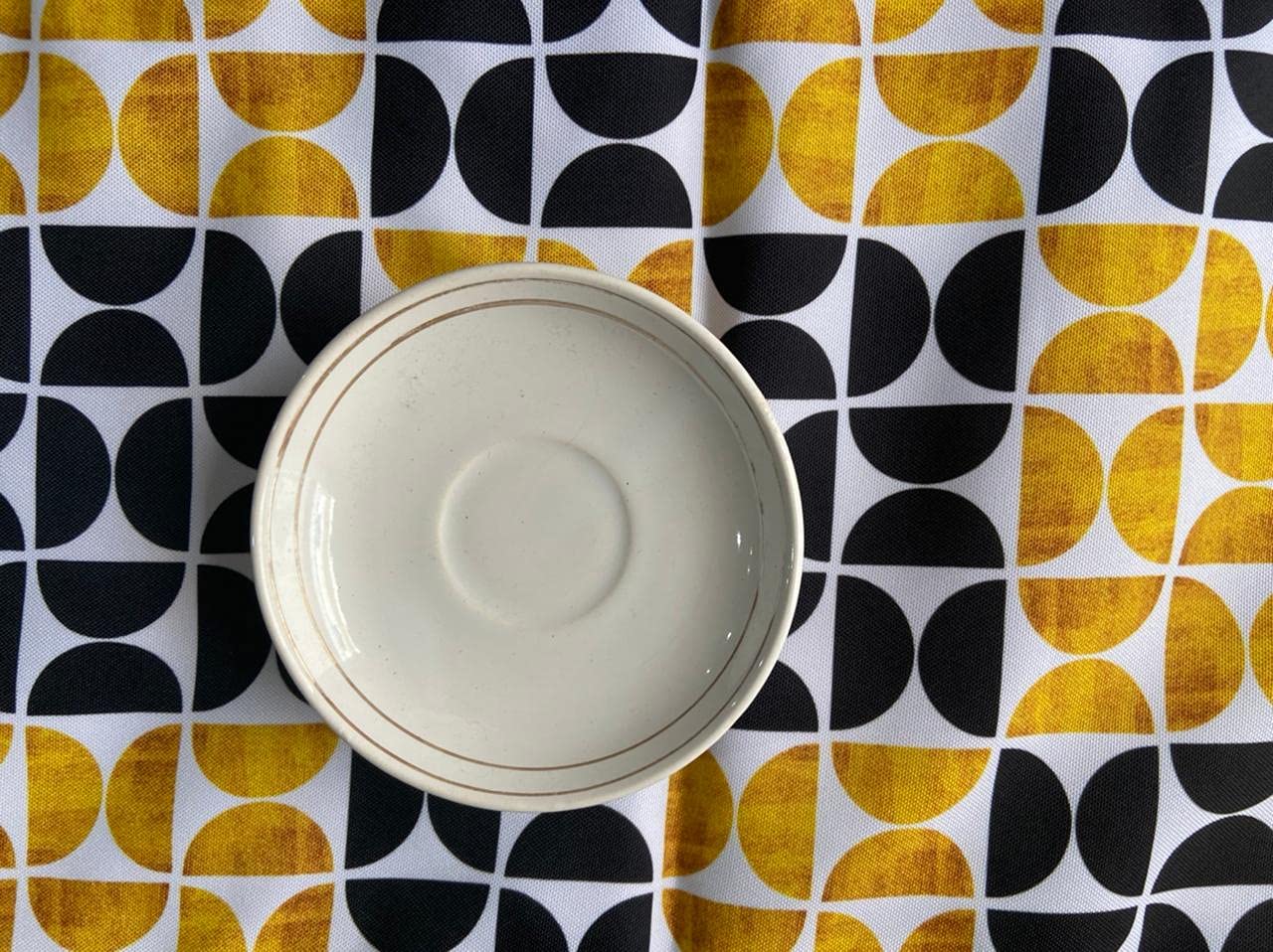 Elegant Digital Printed Clover Design Table Runner, Cotton Feel Fabric, Double Layered, 13x72 Inch | Home Decor, Dining, Living Room