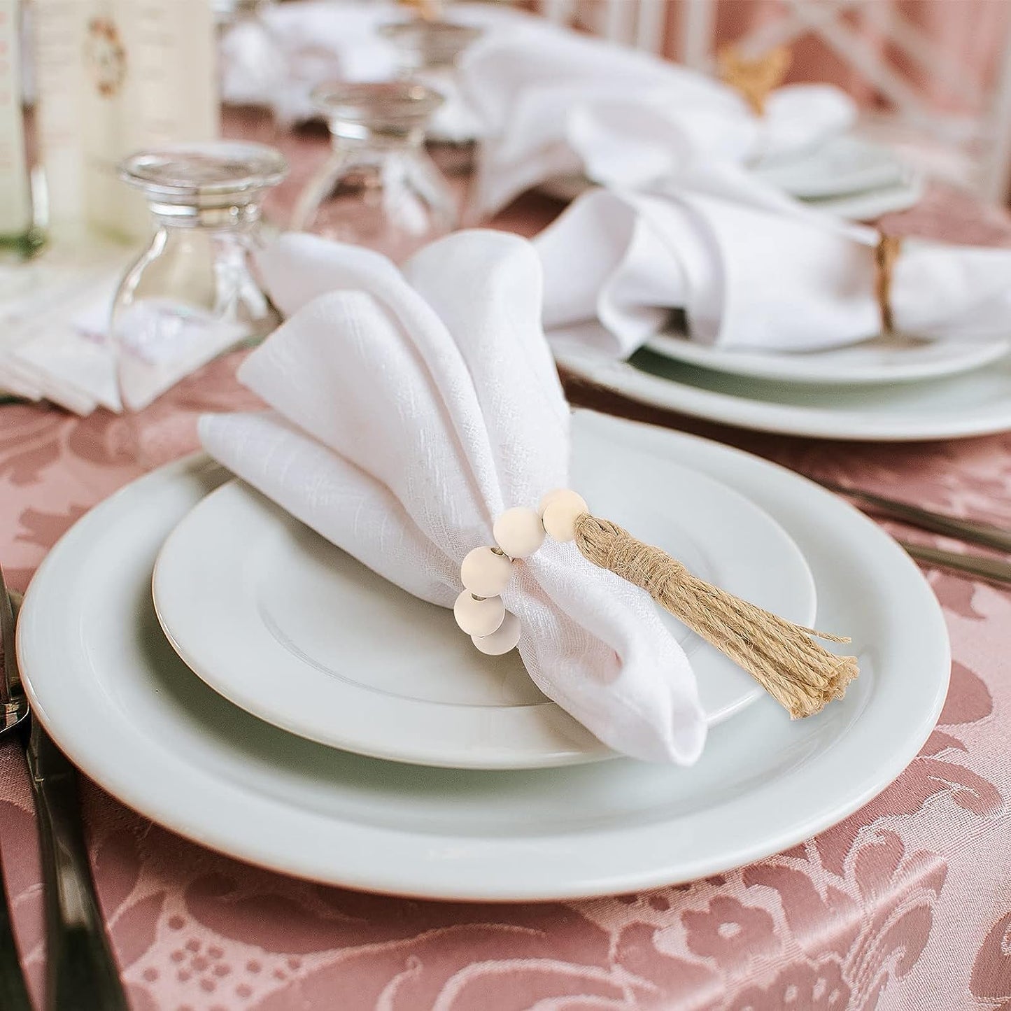 Ronds de serviette en perles de bois – Accessoires de table – Bois naturel, pompon, élastique – Lot de 6