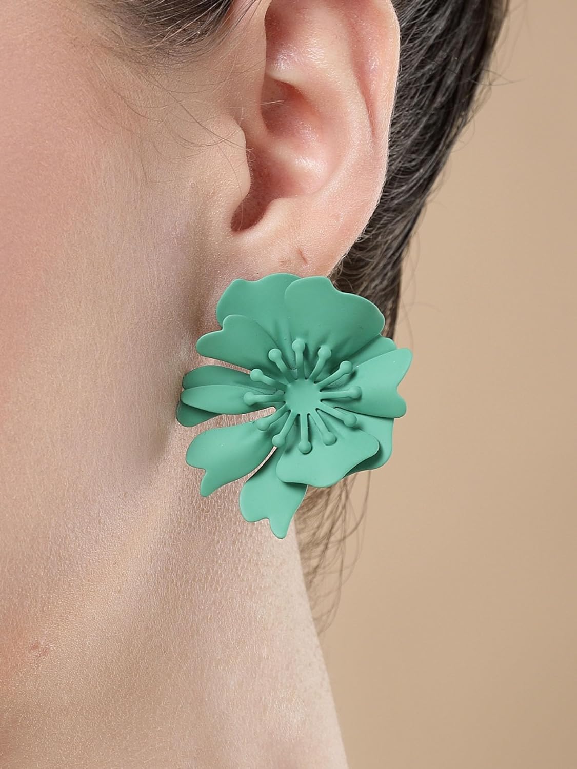 Green Floral Stud Earrings – Fashion Jewellery – Detailed Floral Design