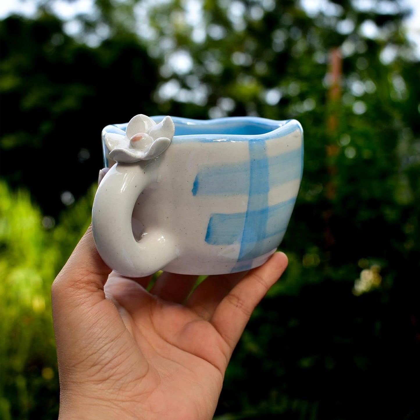 Daisy Ceramic Mug – Handcrafted Coffee Tea Cup – Sustainable Clay – 200 ML