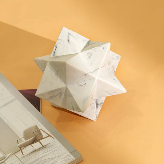 Modern Polyhedral Star Décor in White Glossy Polyresin