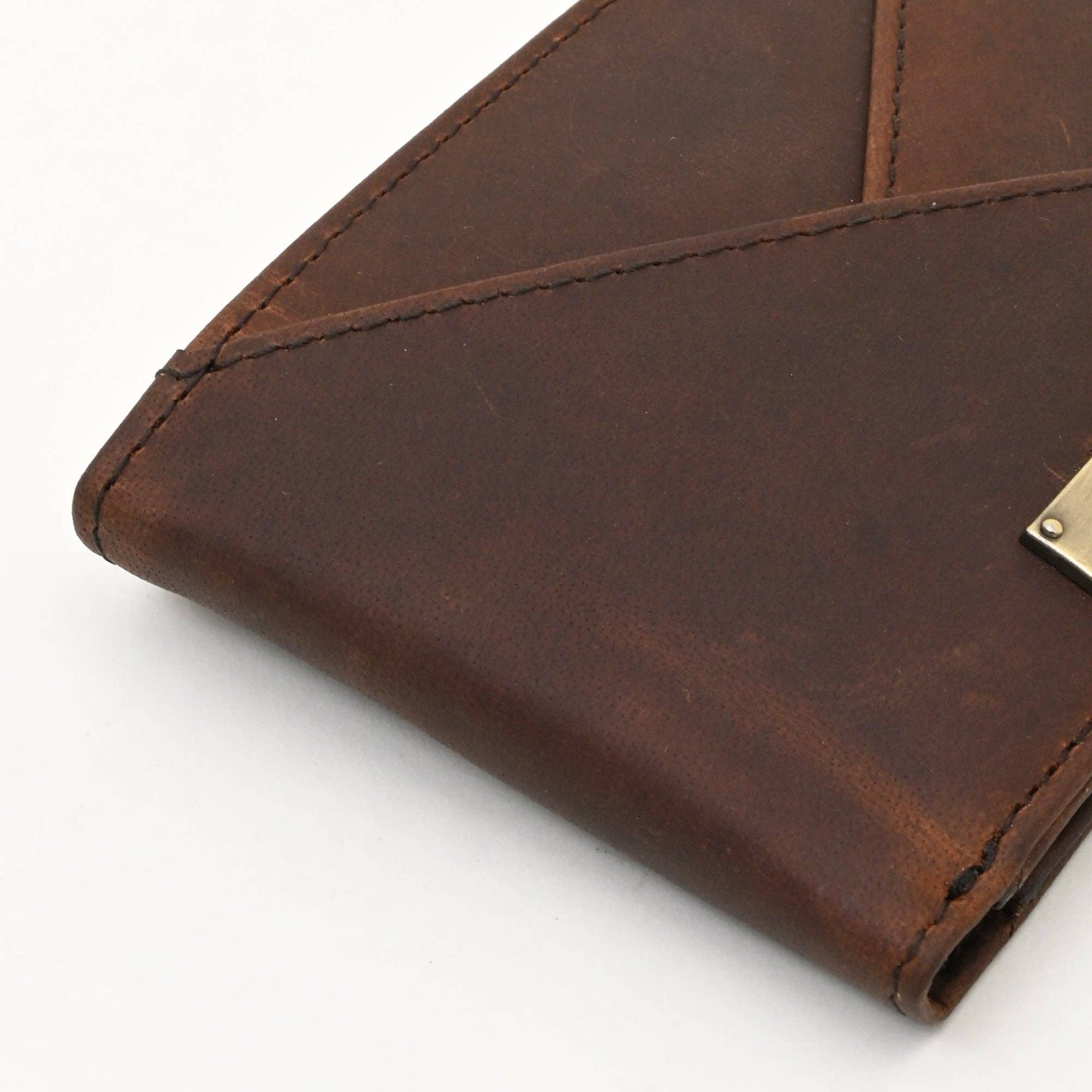 Premium Waxy Brown Wallet Slim & Elegant Men’s Leather