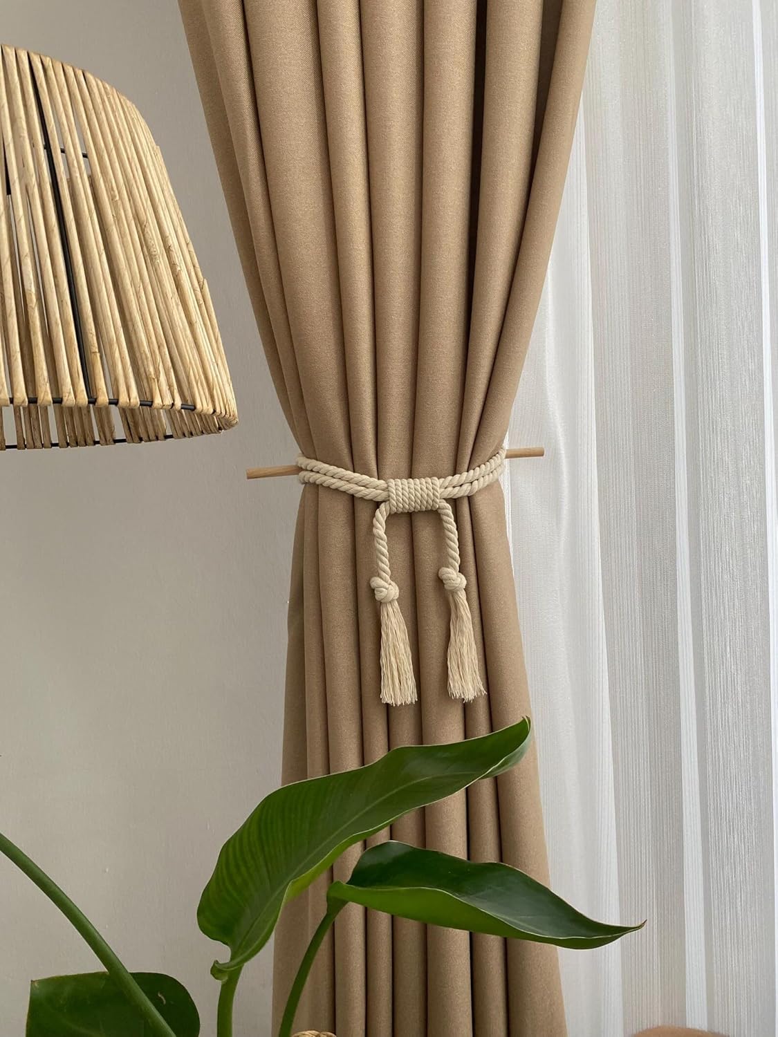 Macrame Drape Tiebacks – Cotton & Wood – 2c