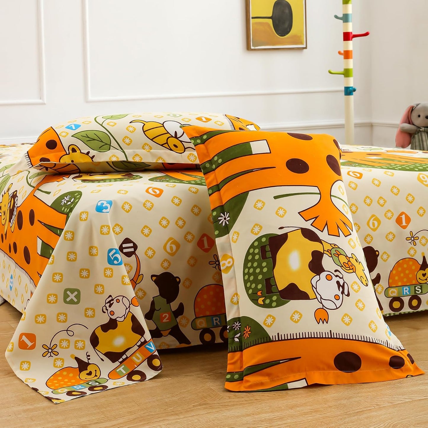 Kids Double Bed Sheet Set - 180 TC Microfiber - Baby Animals Print, 2 Pillow Covers