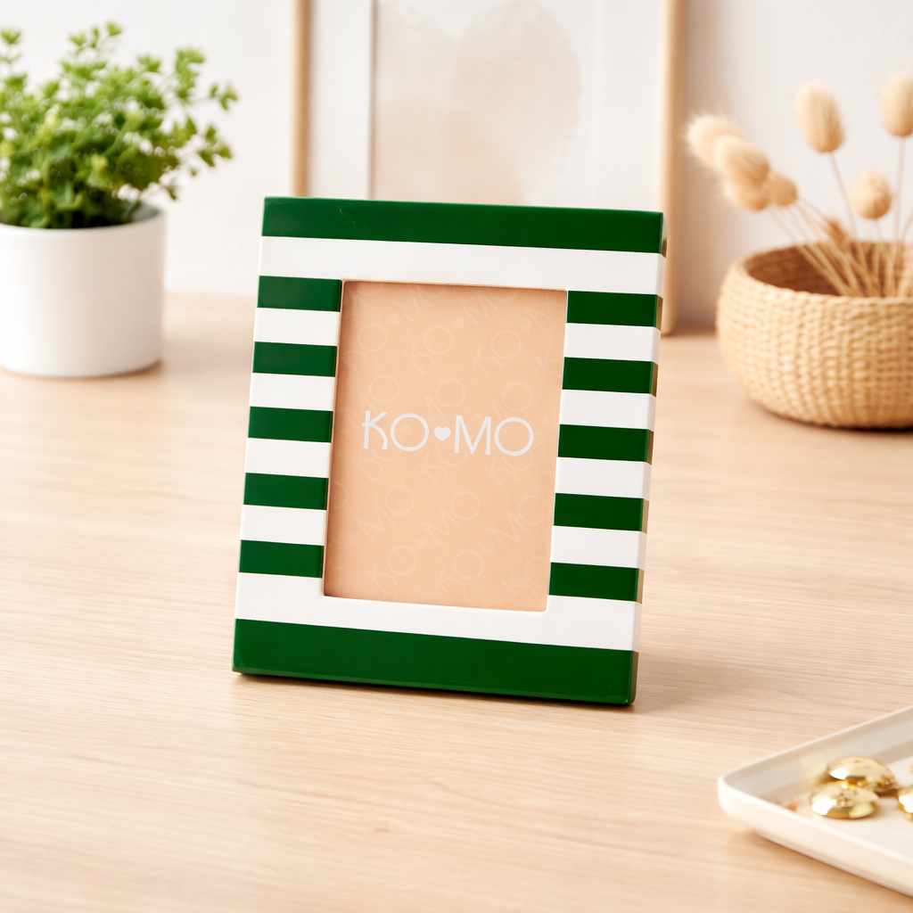 Green Striped Resin Photo Frame 4x6 Inch Modern Tabletop